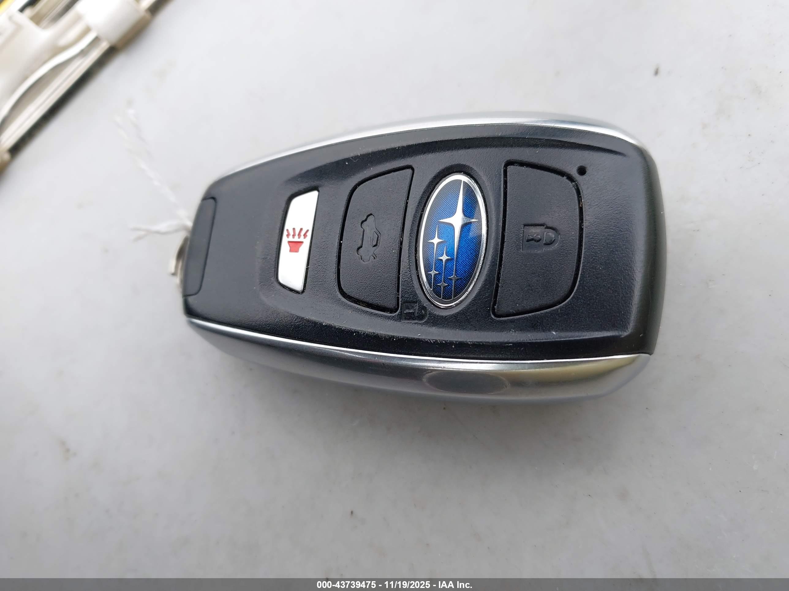 SUBARU OUTBACK image 11