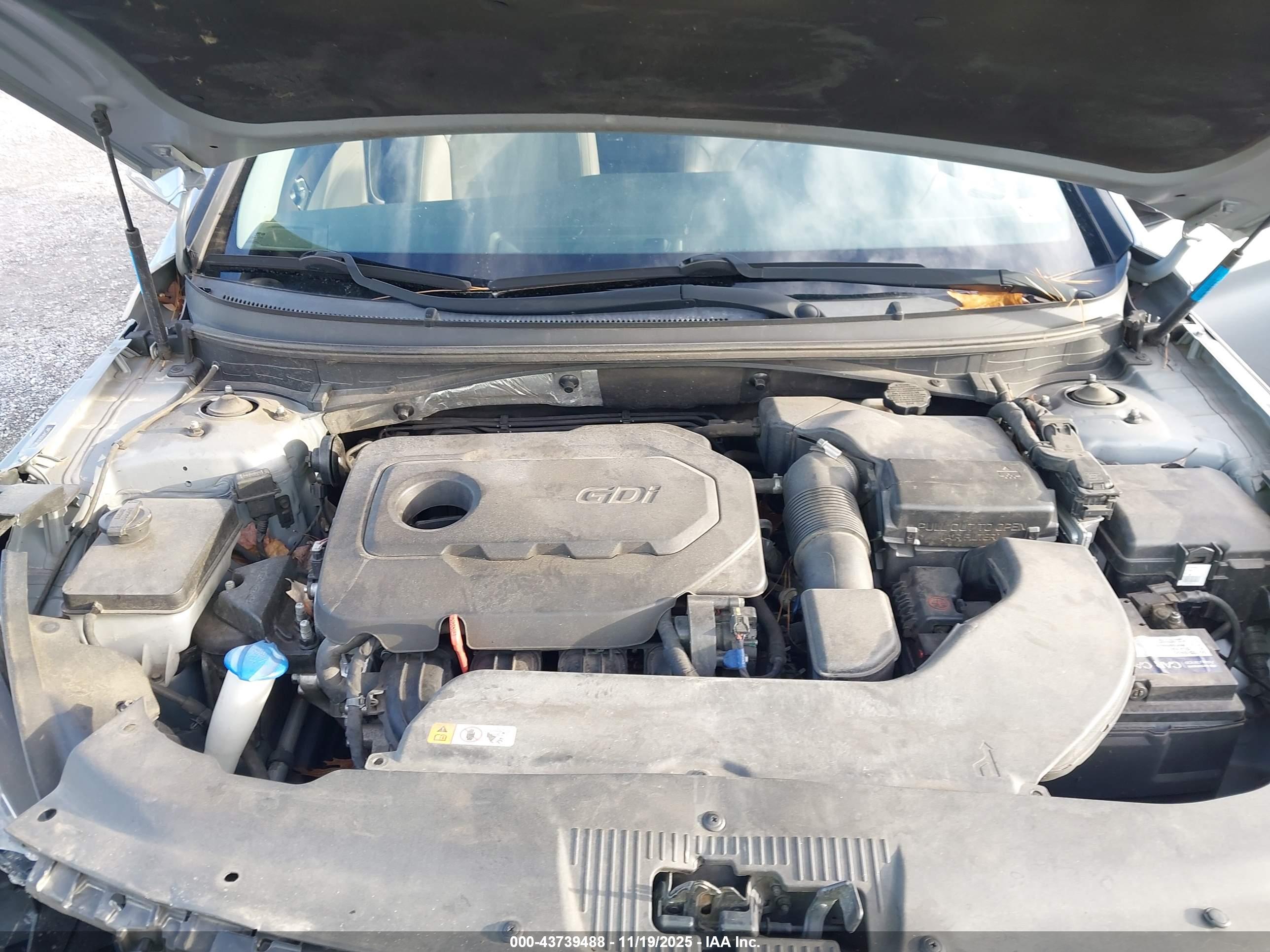 HYUNDAI SONATA image 10