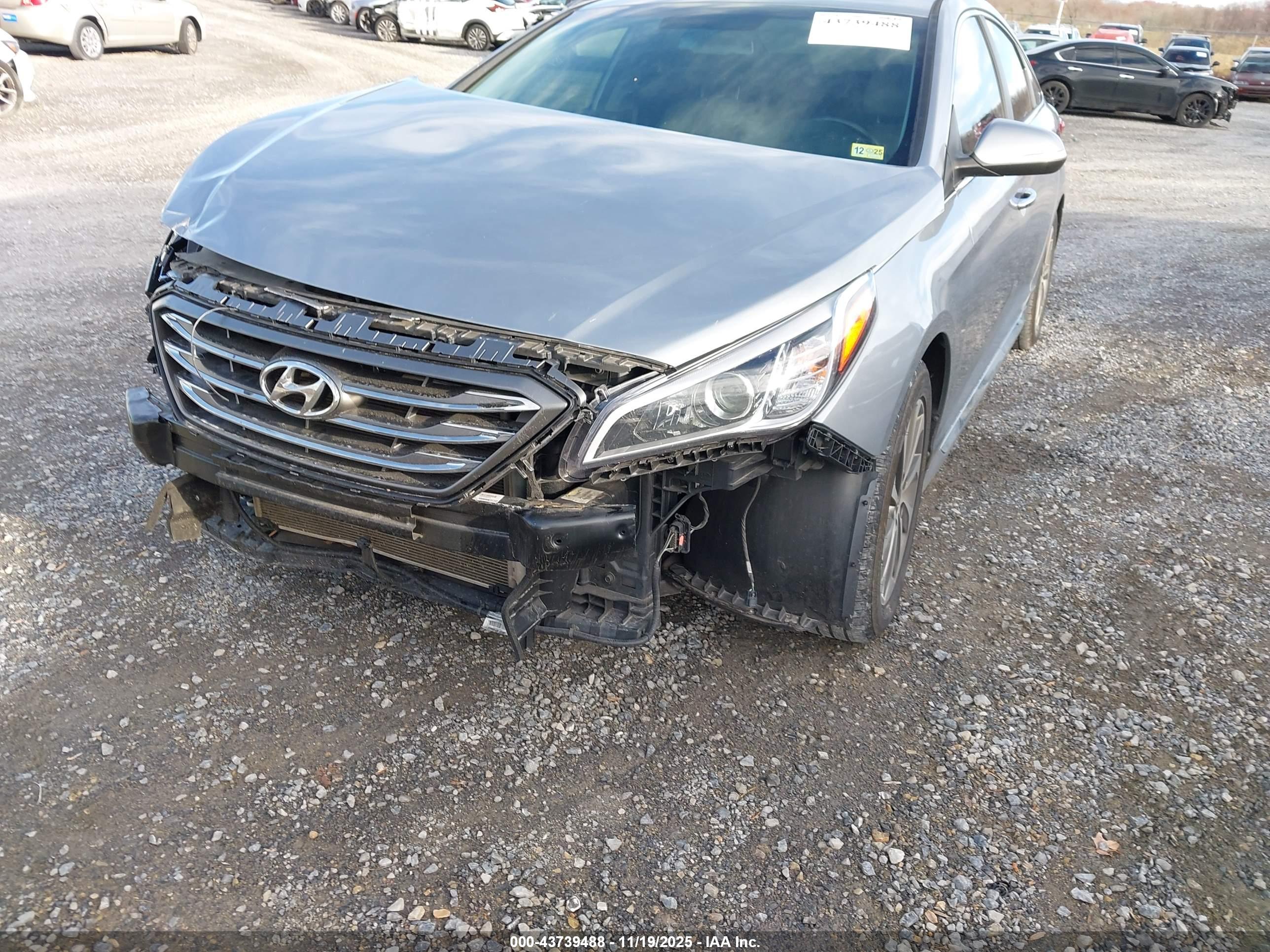 HYUNDAI SONATA image 6