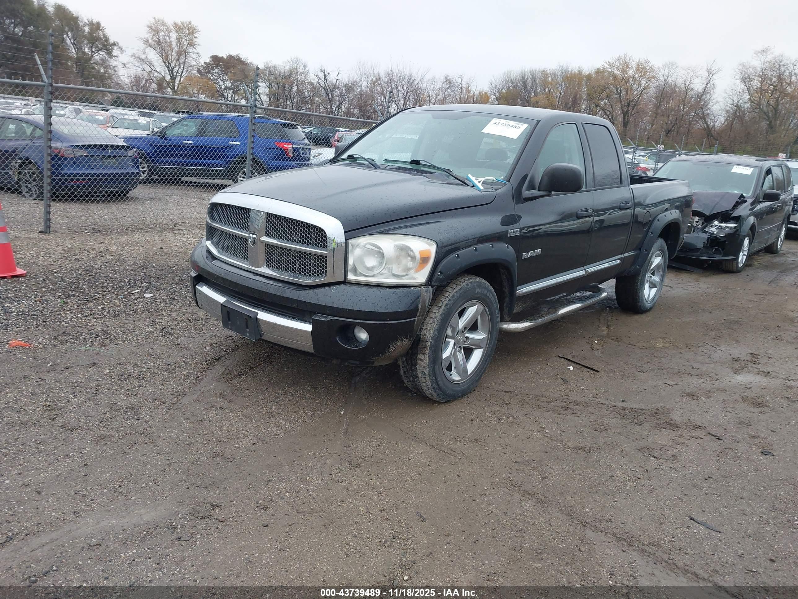 DODGE RAM image 2