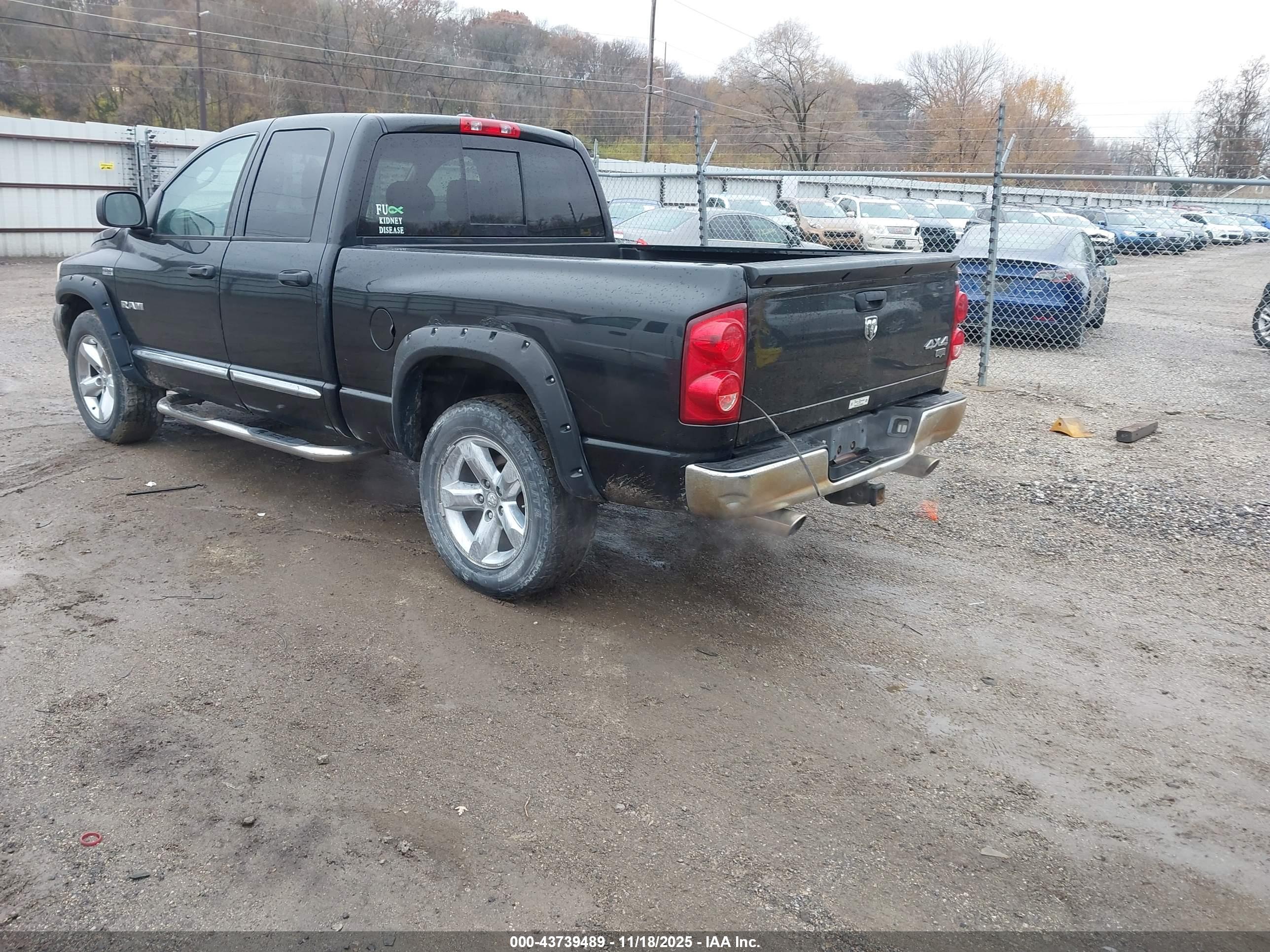 DODGE RAM image 3