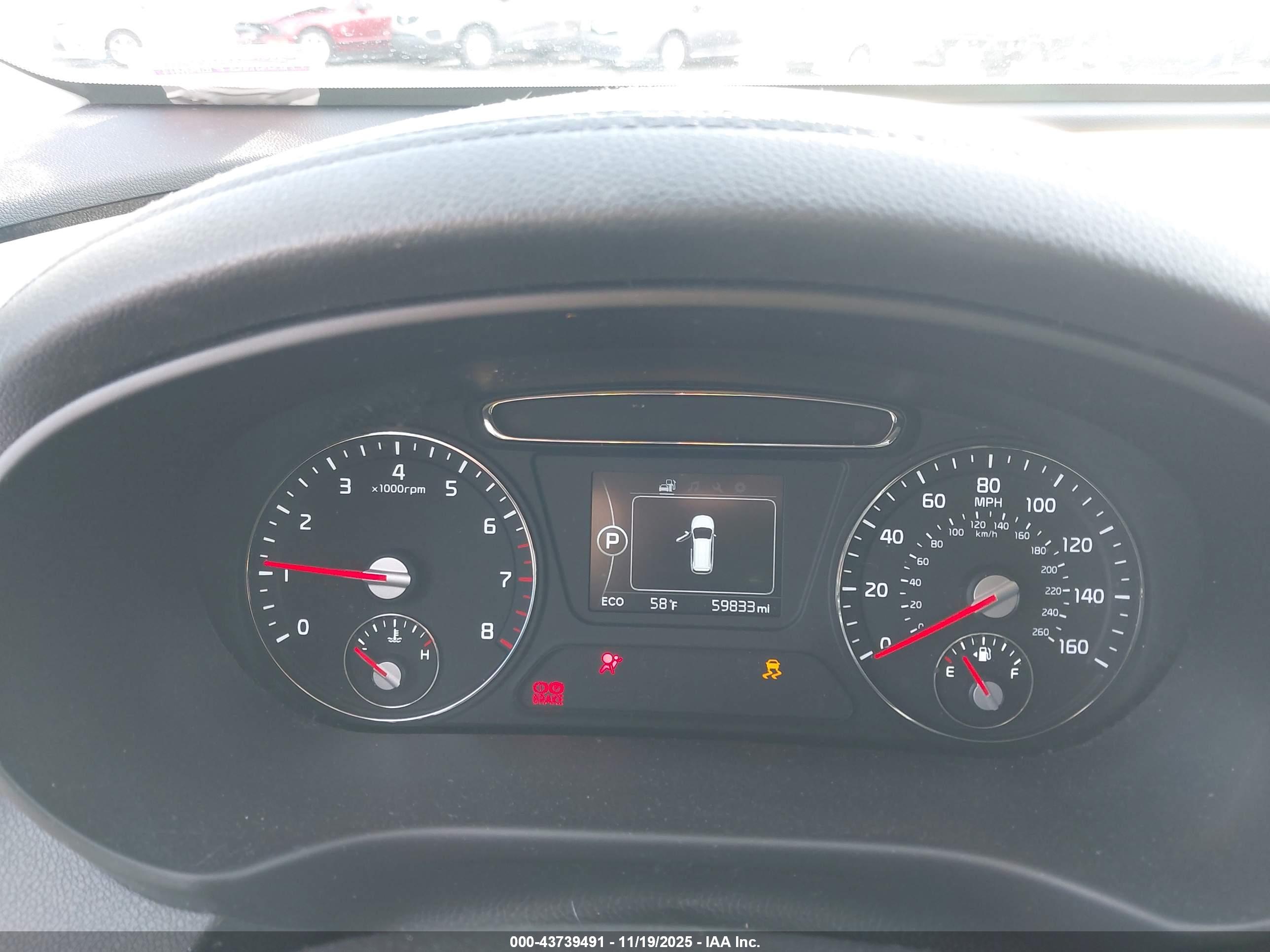 KIA SORENTO image 7