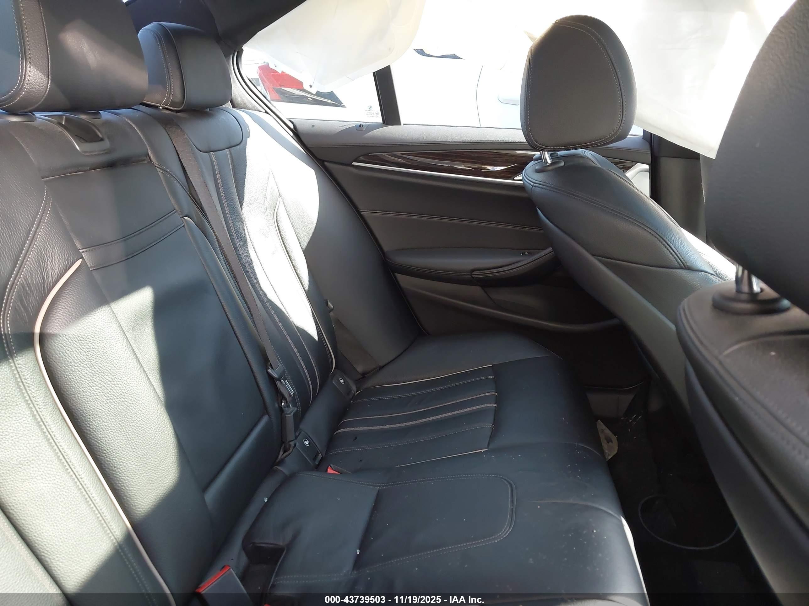 BMW 540I image 8