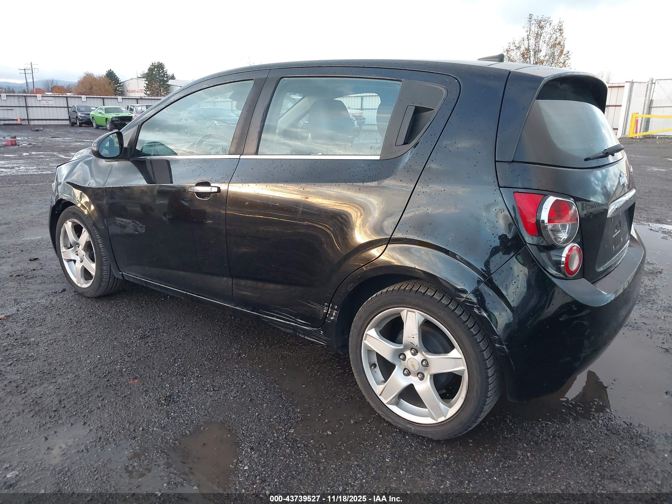 CHEVROLET SONIC image 3
