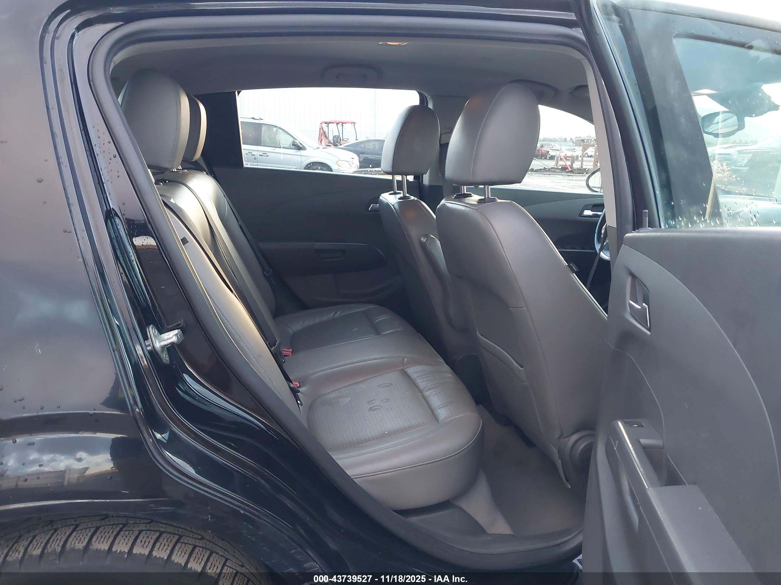 CHEVROLET SONIC image 8