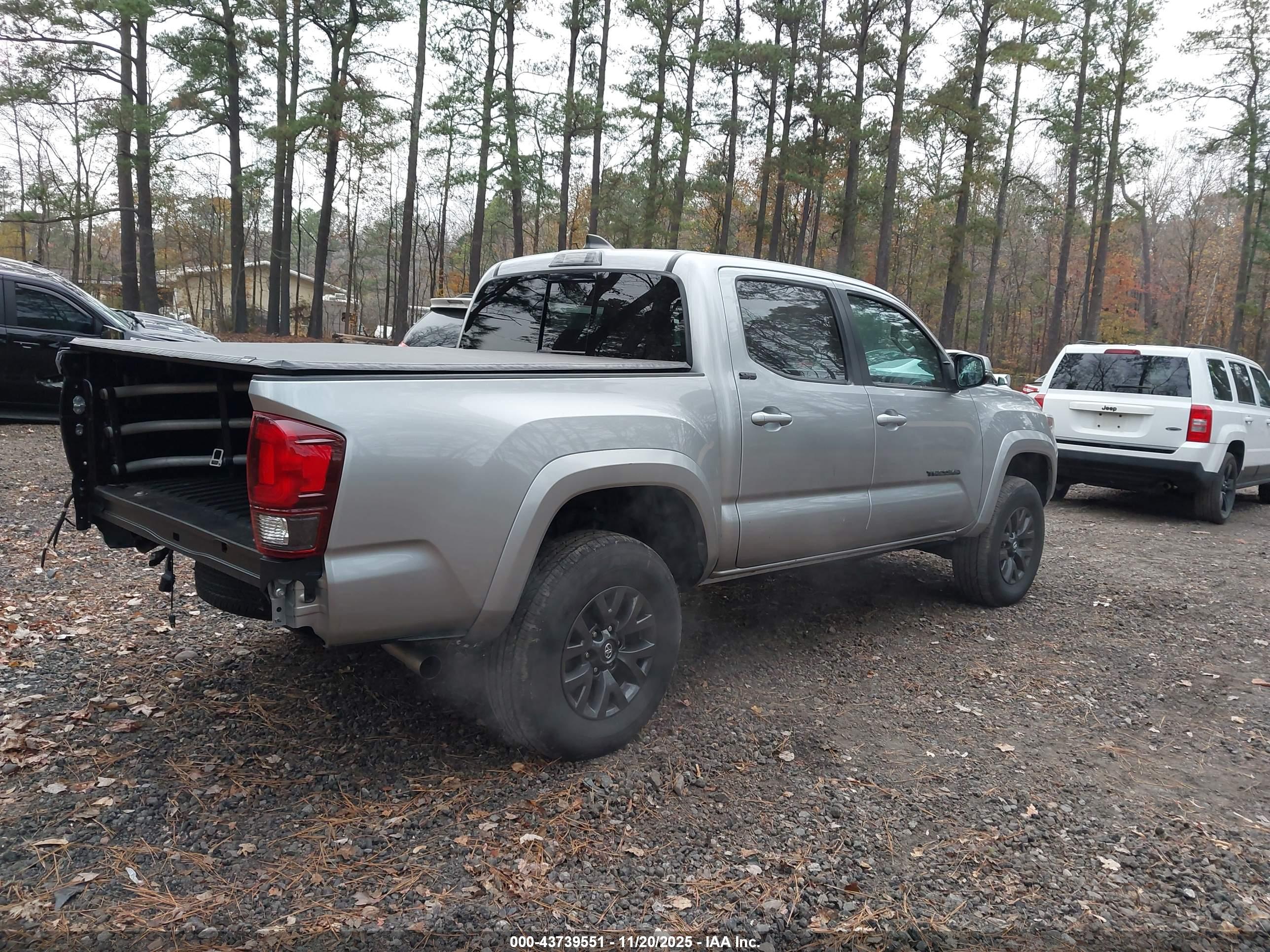 TOYOTA TACOMA image 4