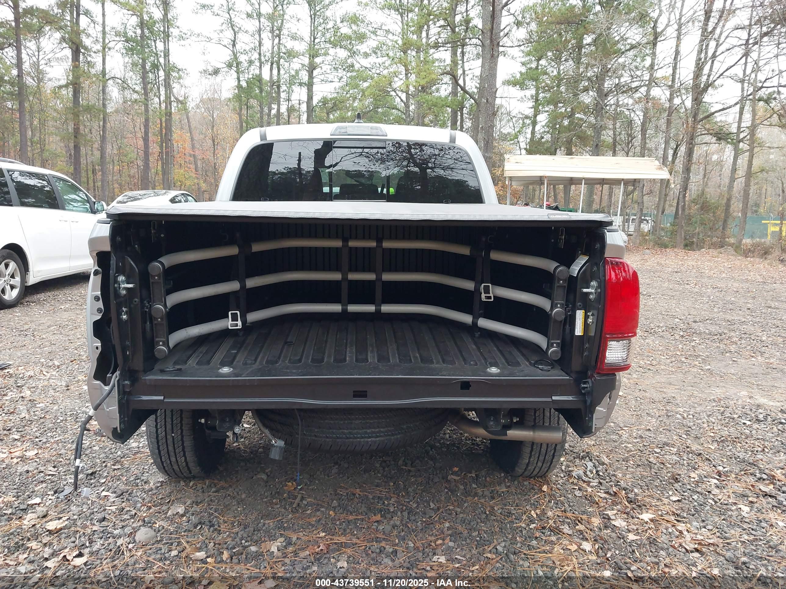 TOYOTA TACOMA image 6