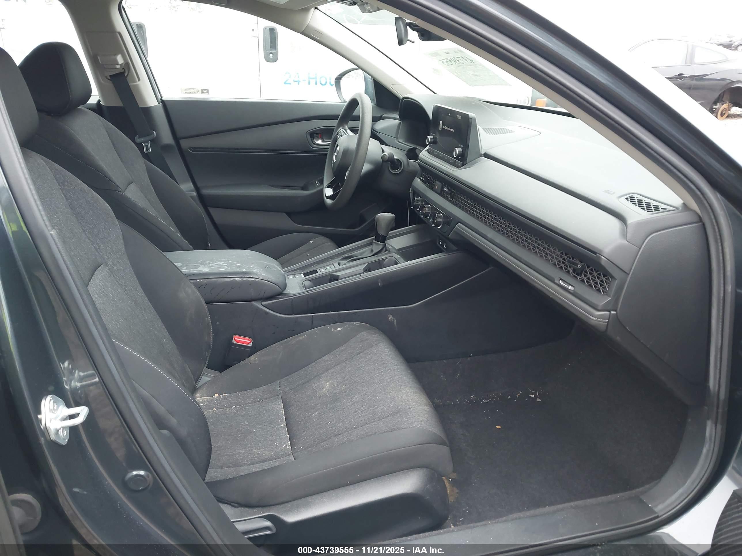 HONDA ACCORD image 5