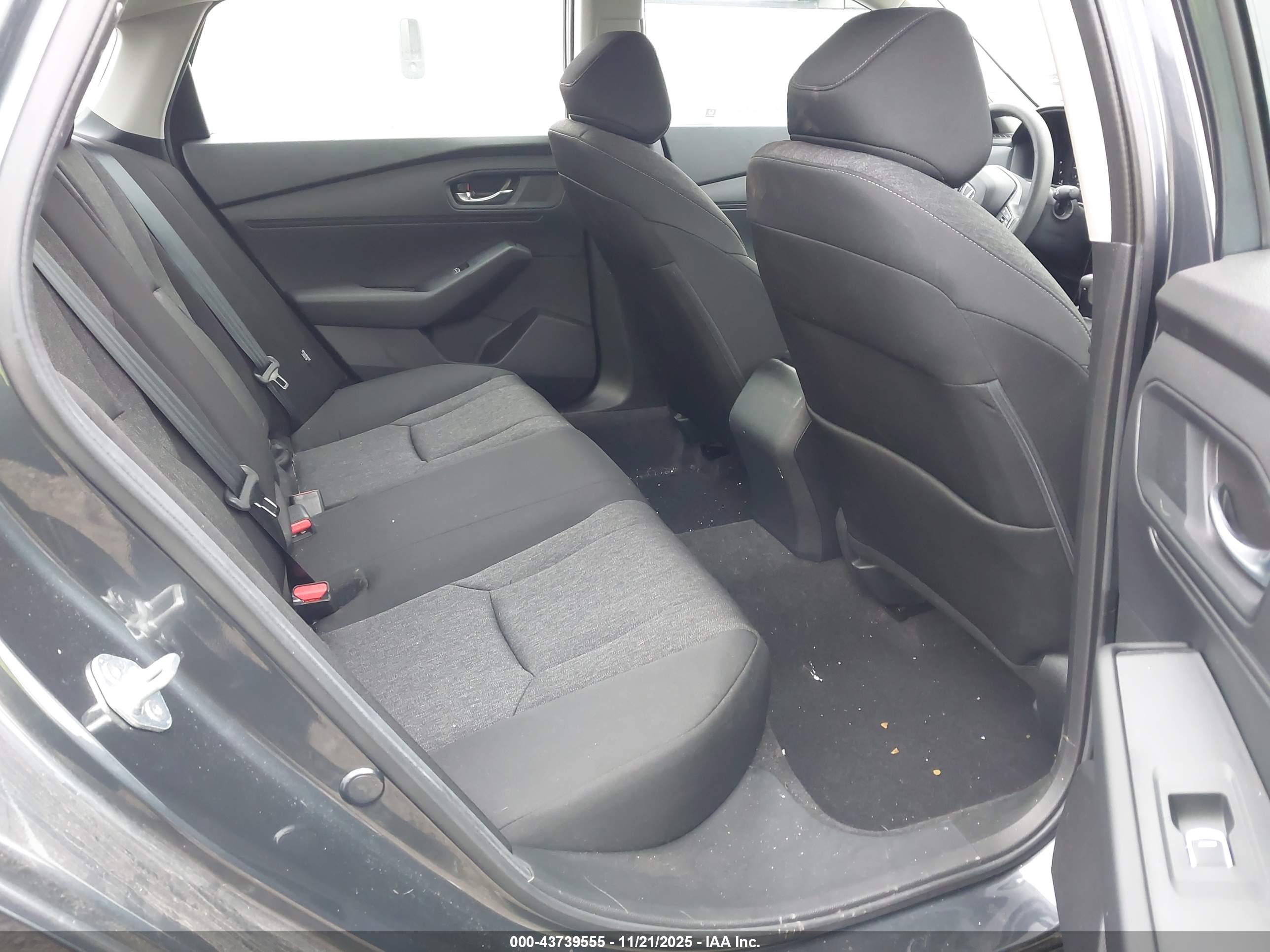 HONDA ACCORD image 8