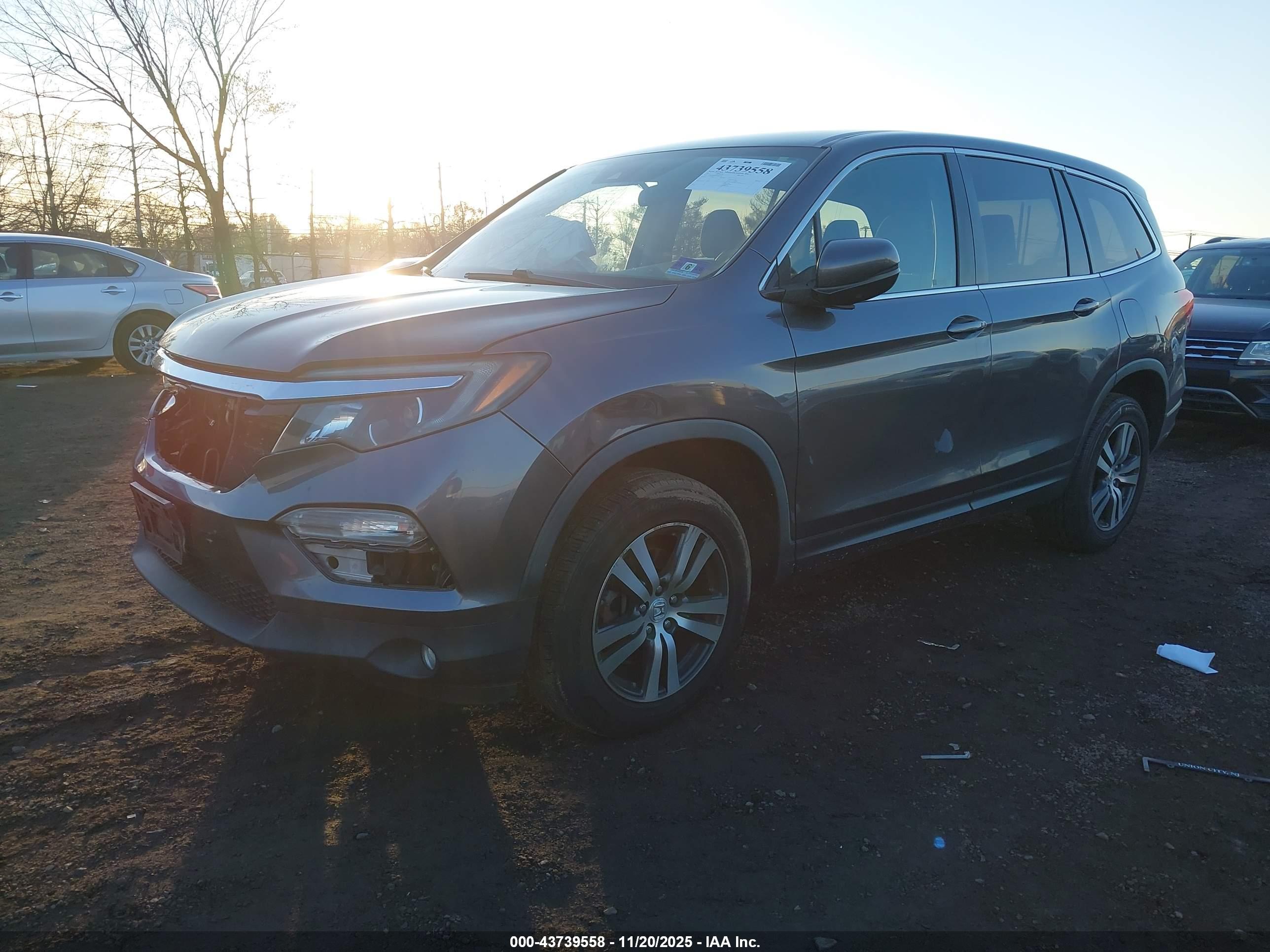 HONDA PILOT image 2