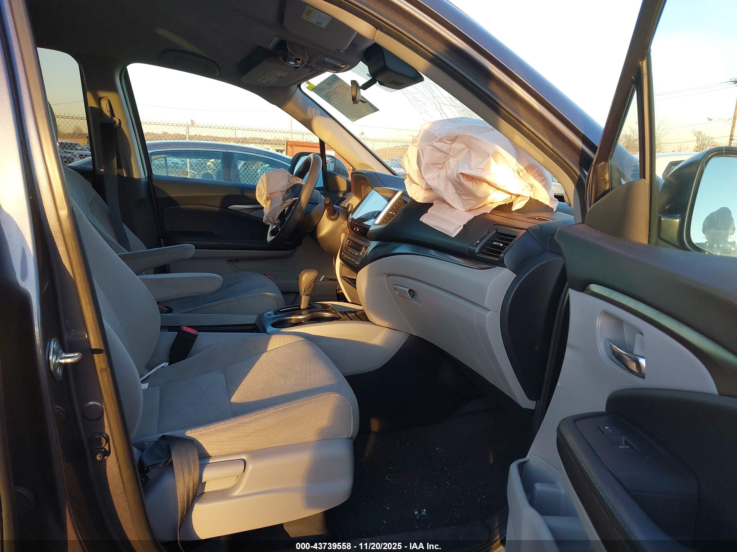 HONDA PILOT image 5