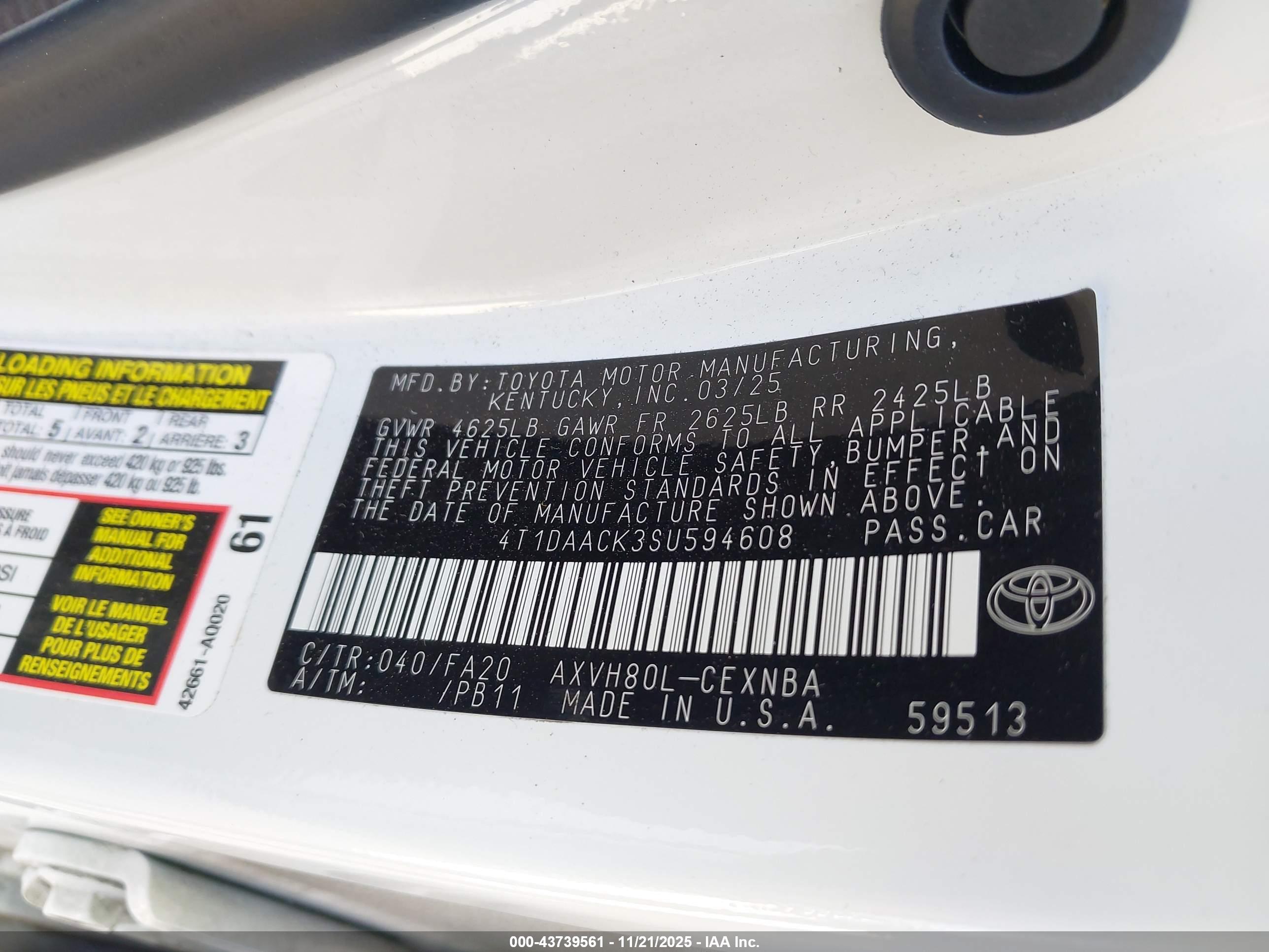 TOYOTA CAMRY image 9