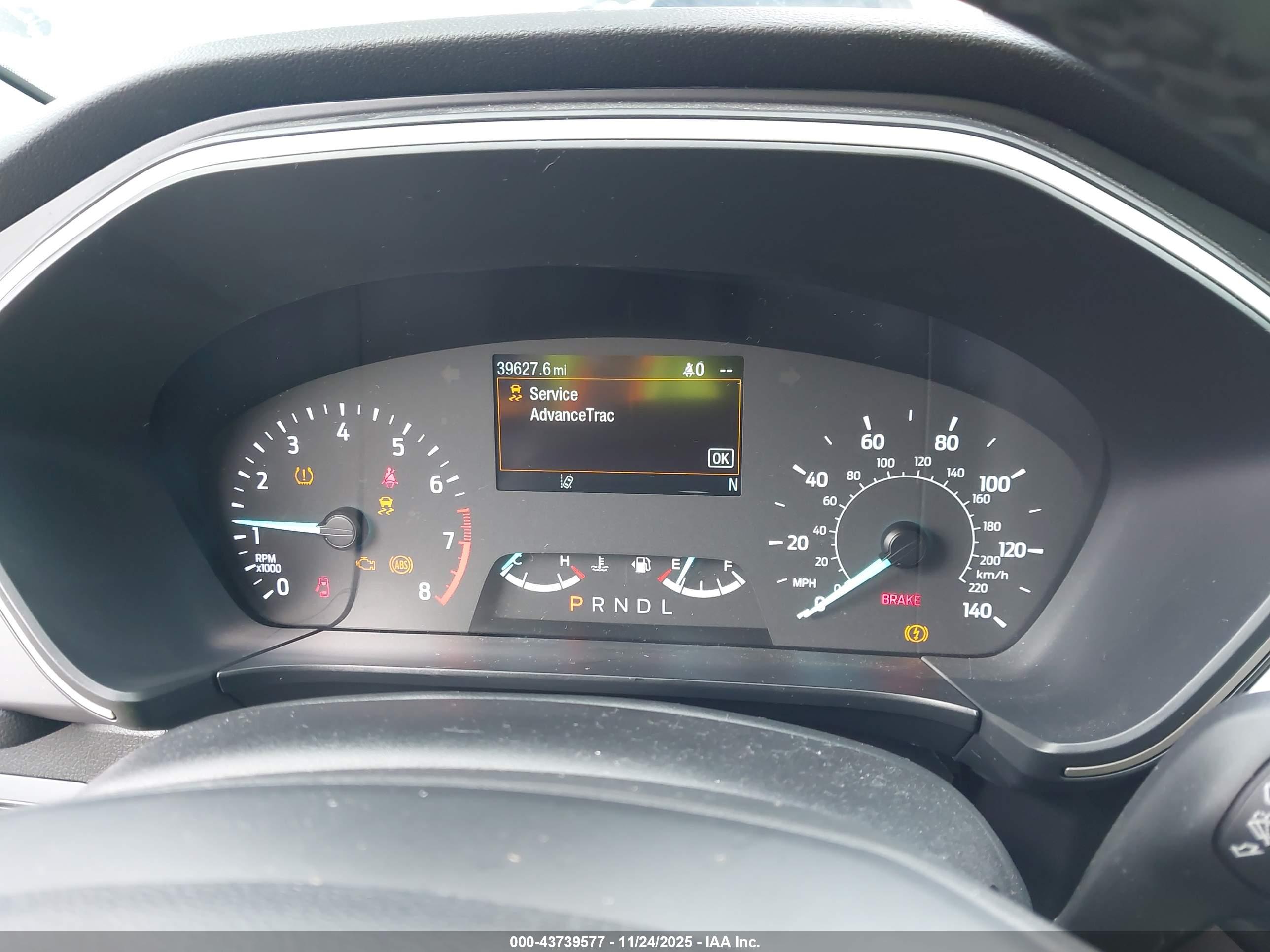 FORD ESCAPE image 7