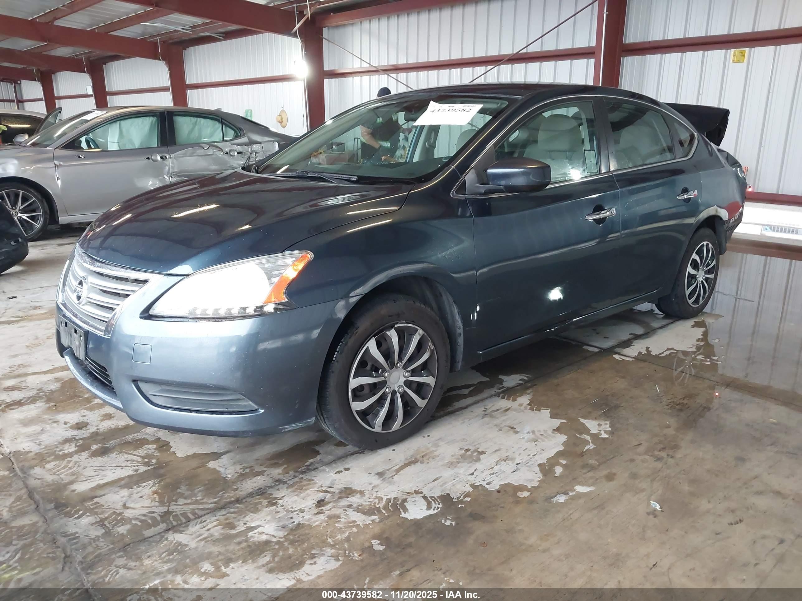 NISSAN SENTRA image 2