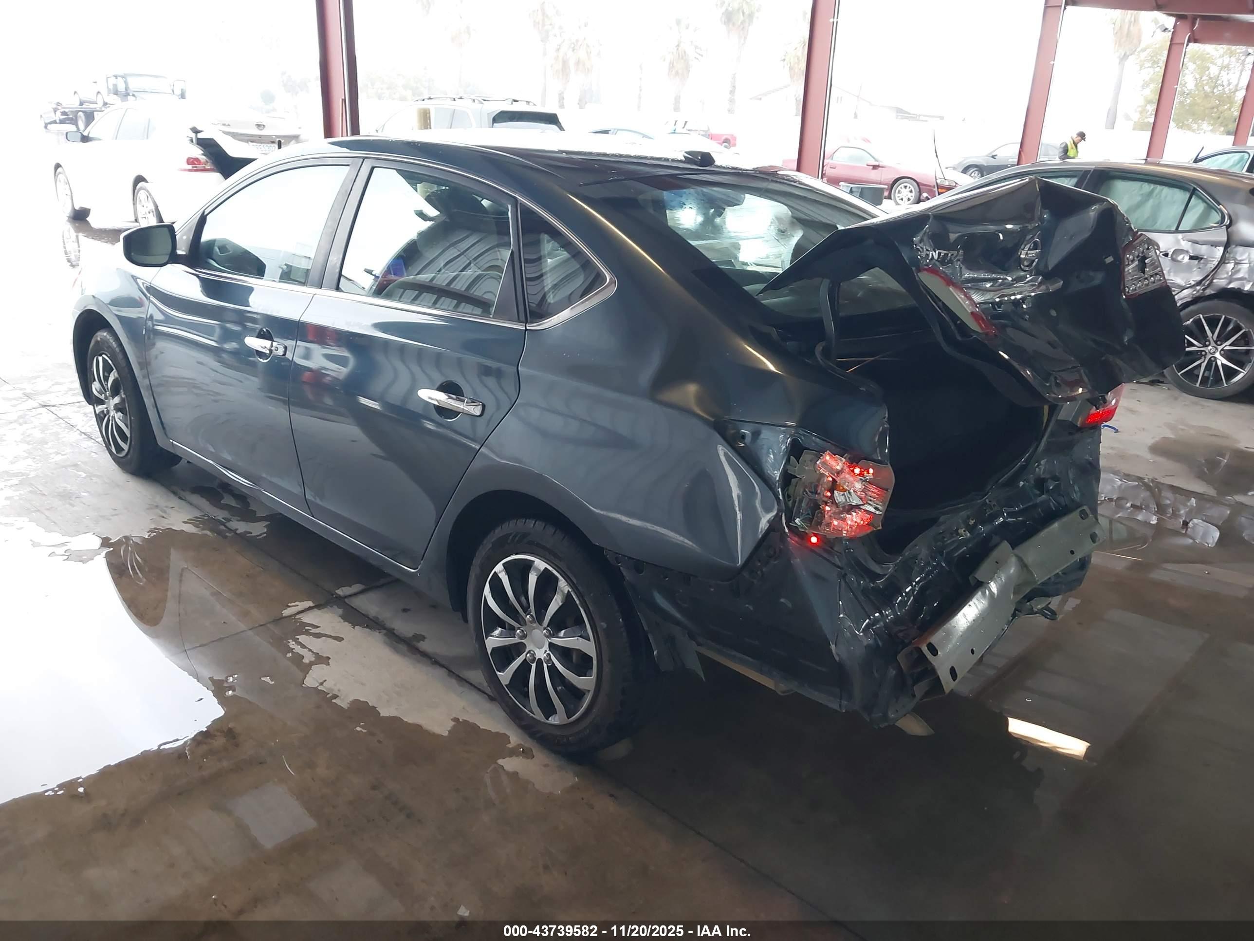 NISSAN SENTRA image 3
