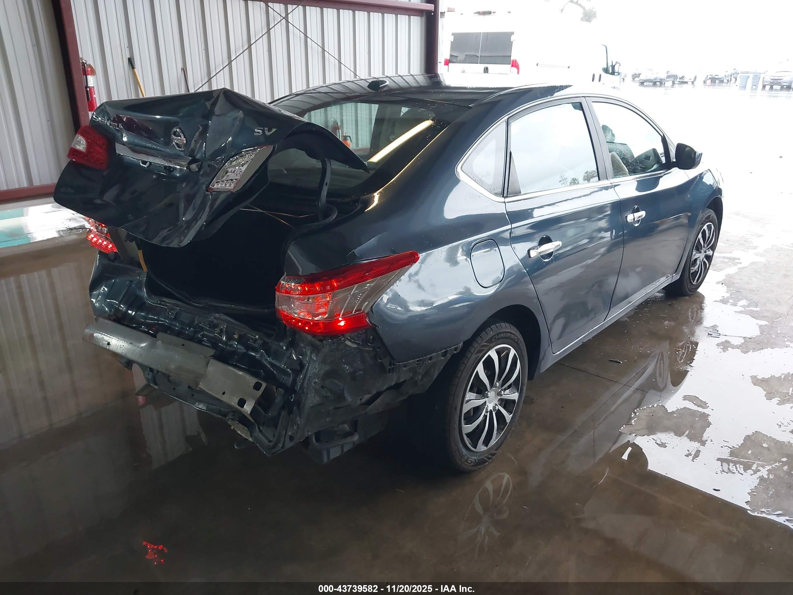 NISSAN SENTRA image 4