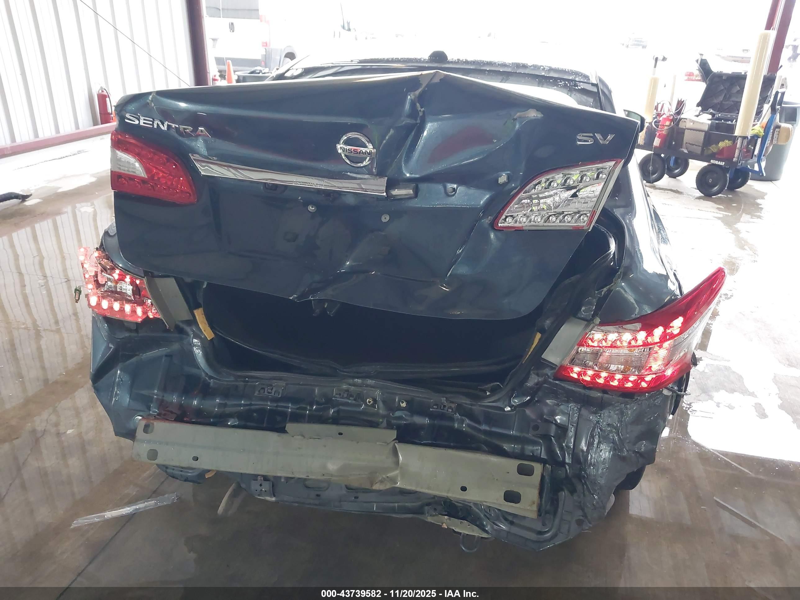 NISSAN SENTRA image 6