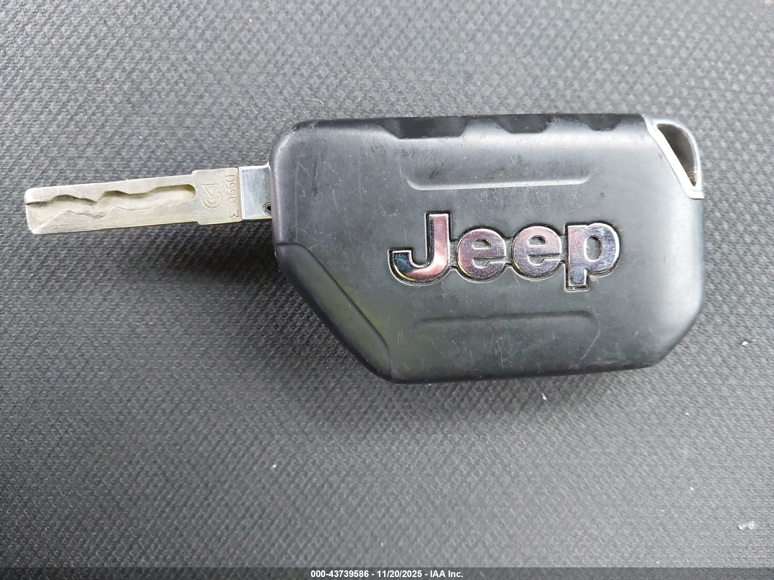 JEEP GLADIATOR image 11