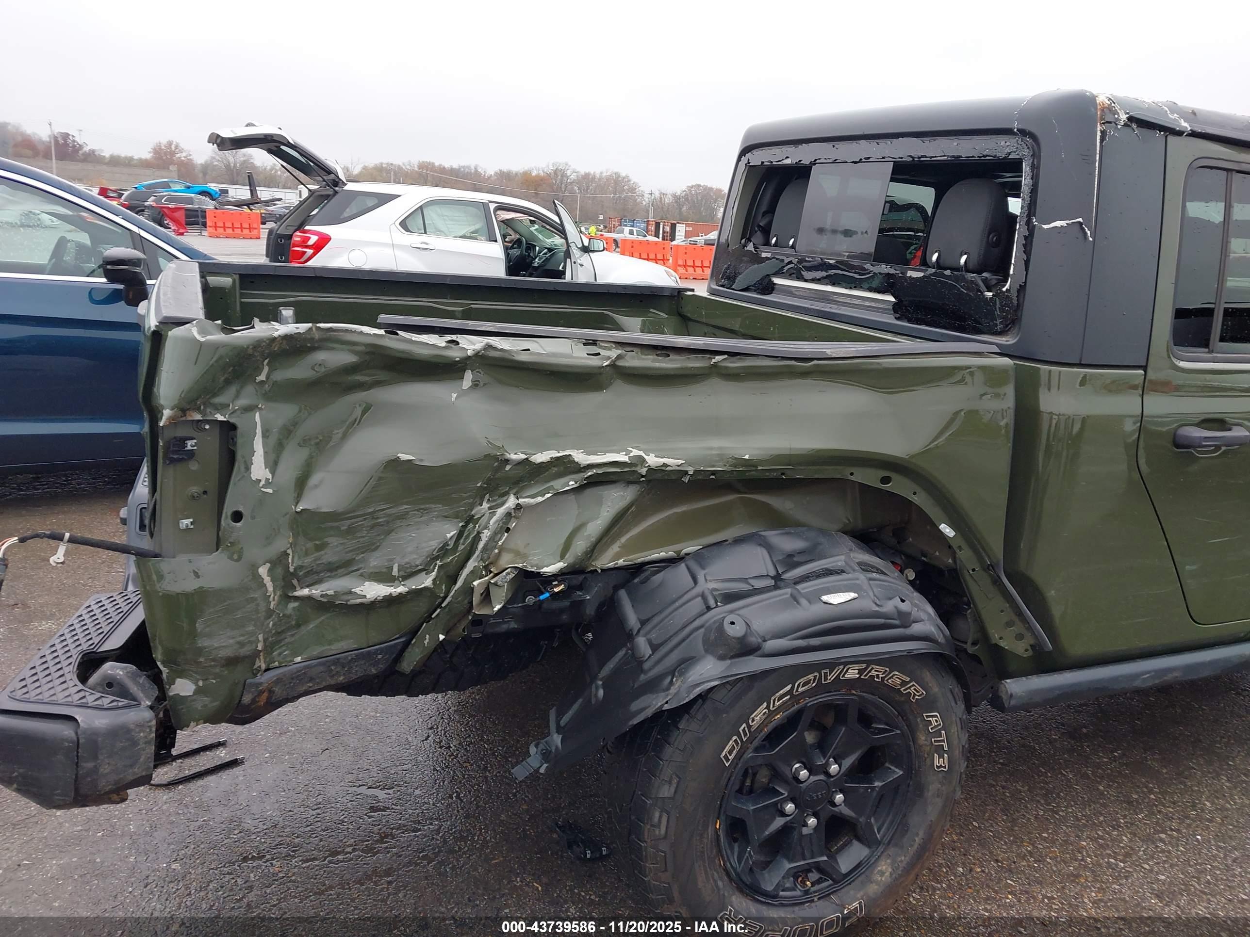 JEEP GLADIATOR image 6