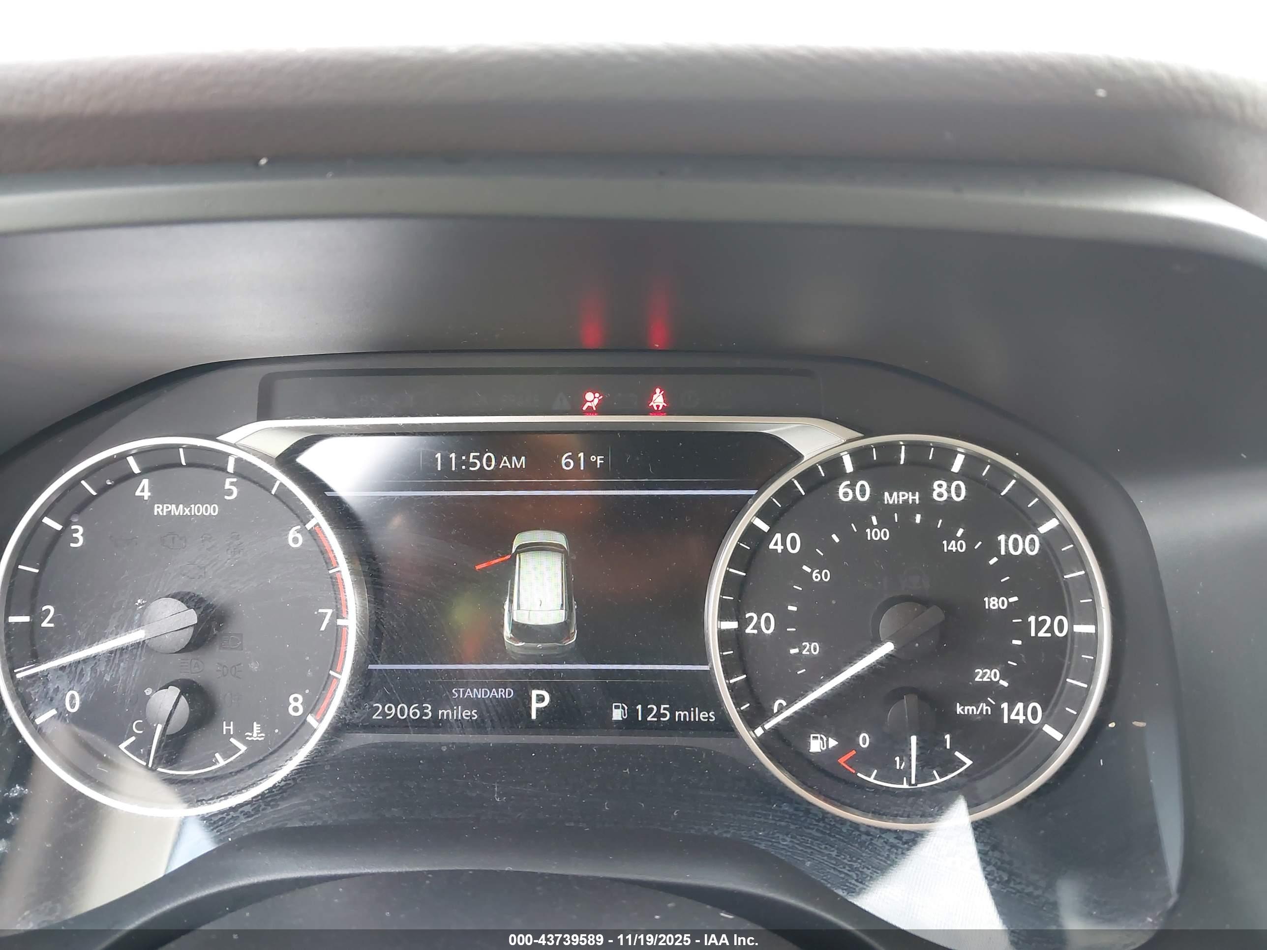 NISSAN ROGUE image 7