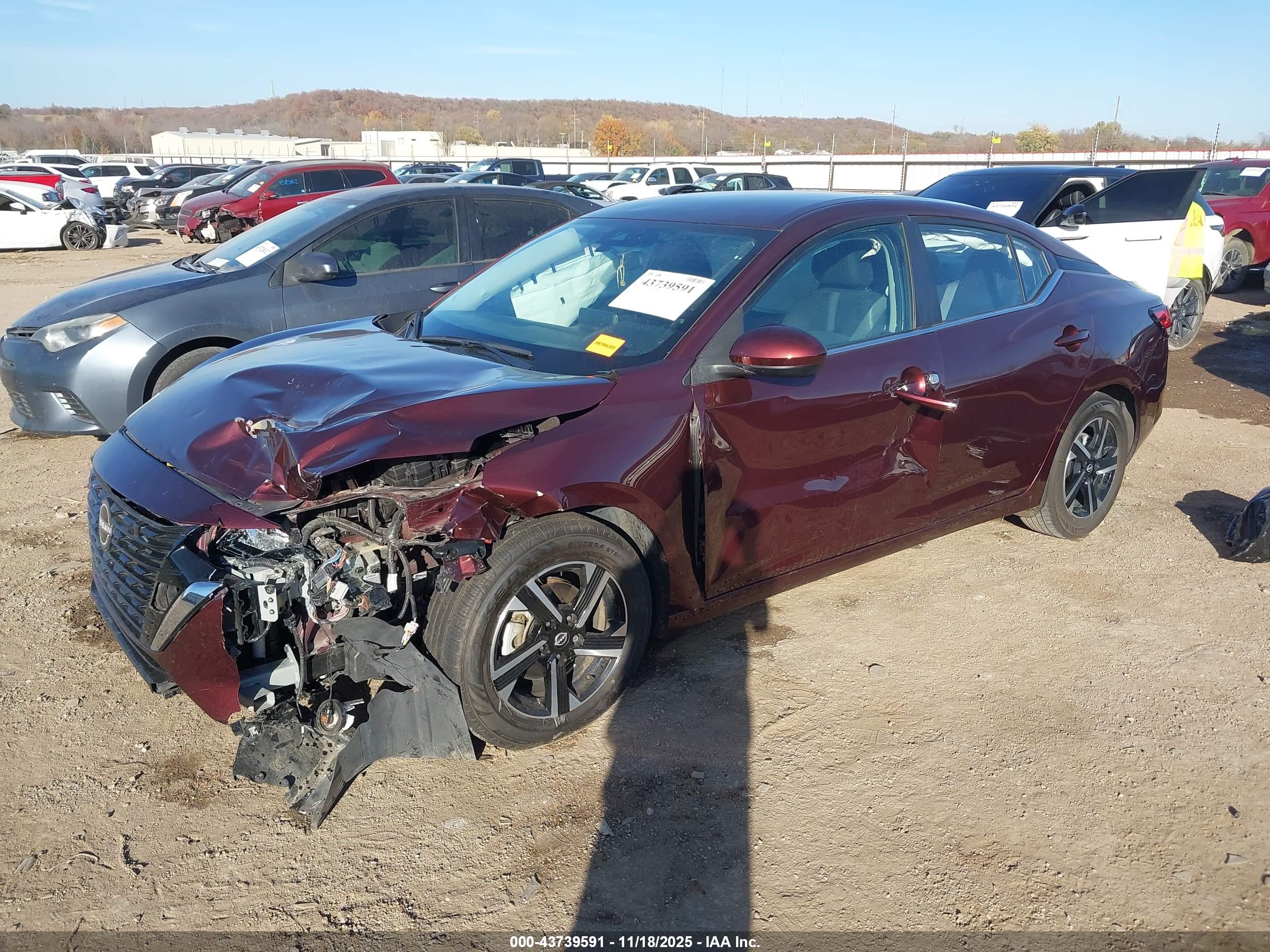 NISSAN SENTRA image 2