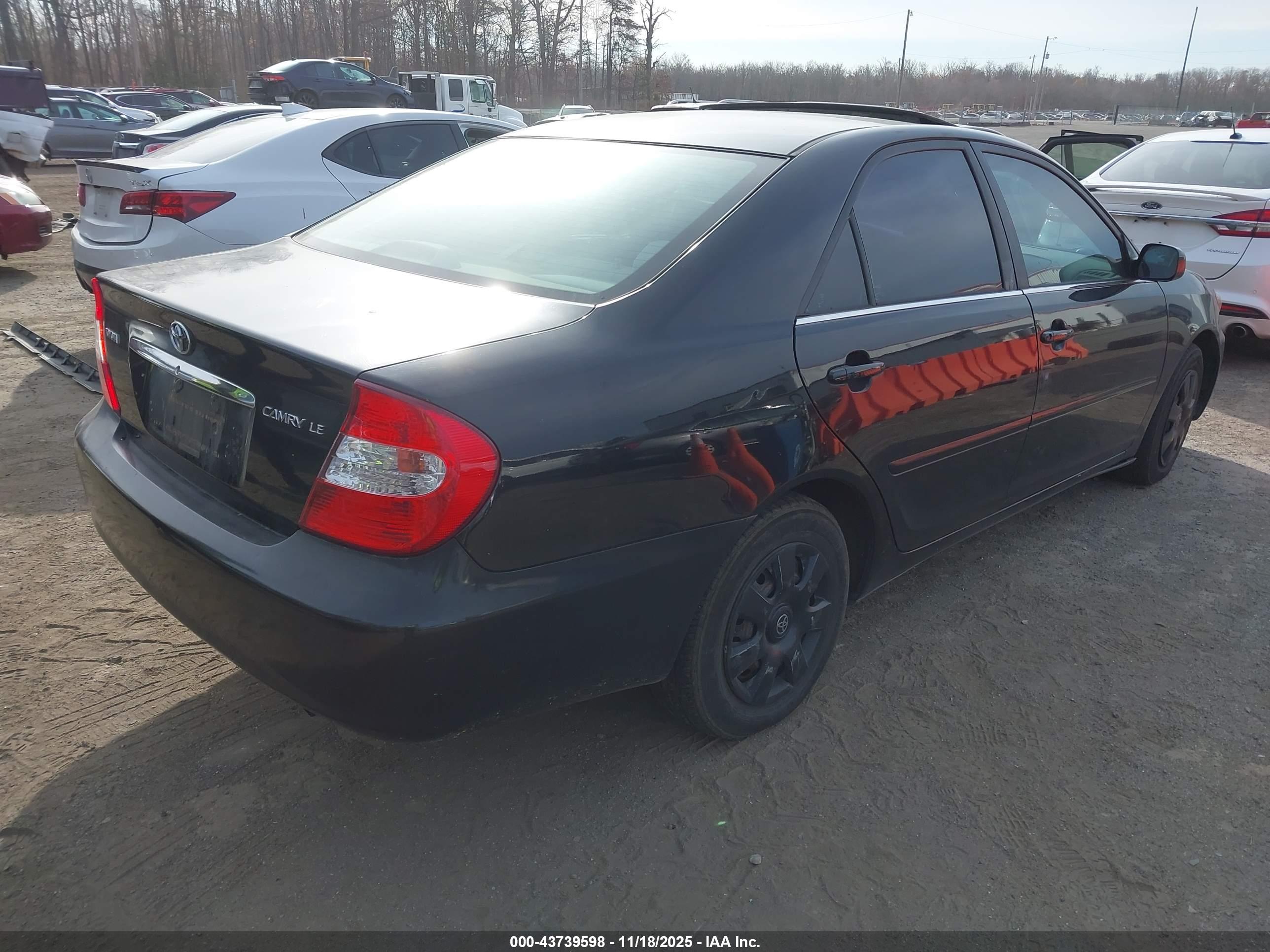 TOYOTA CAMRY image 4