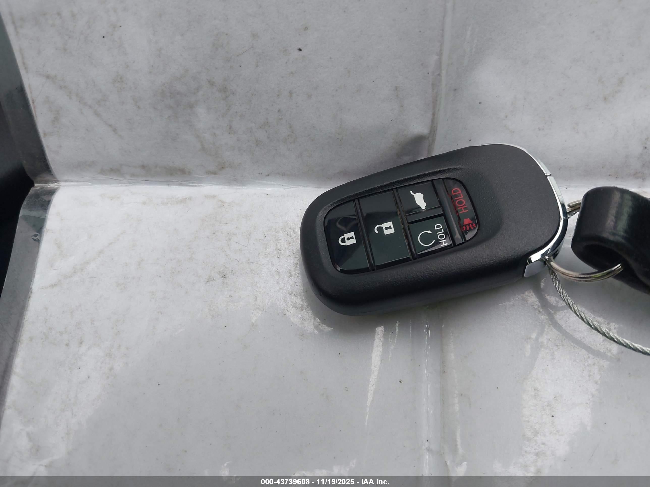 HONDA CIVIC image 11