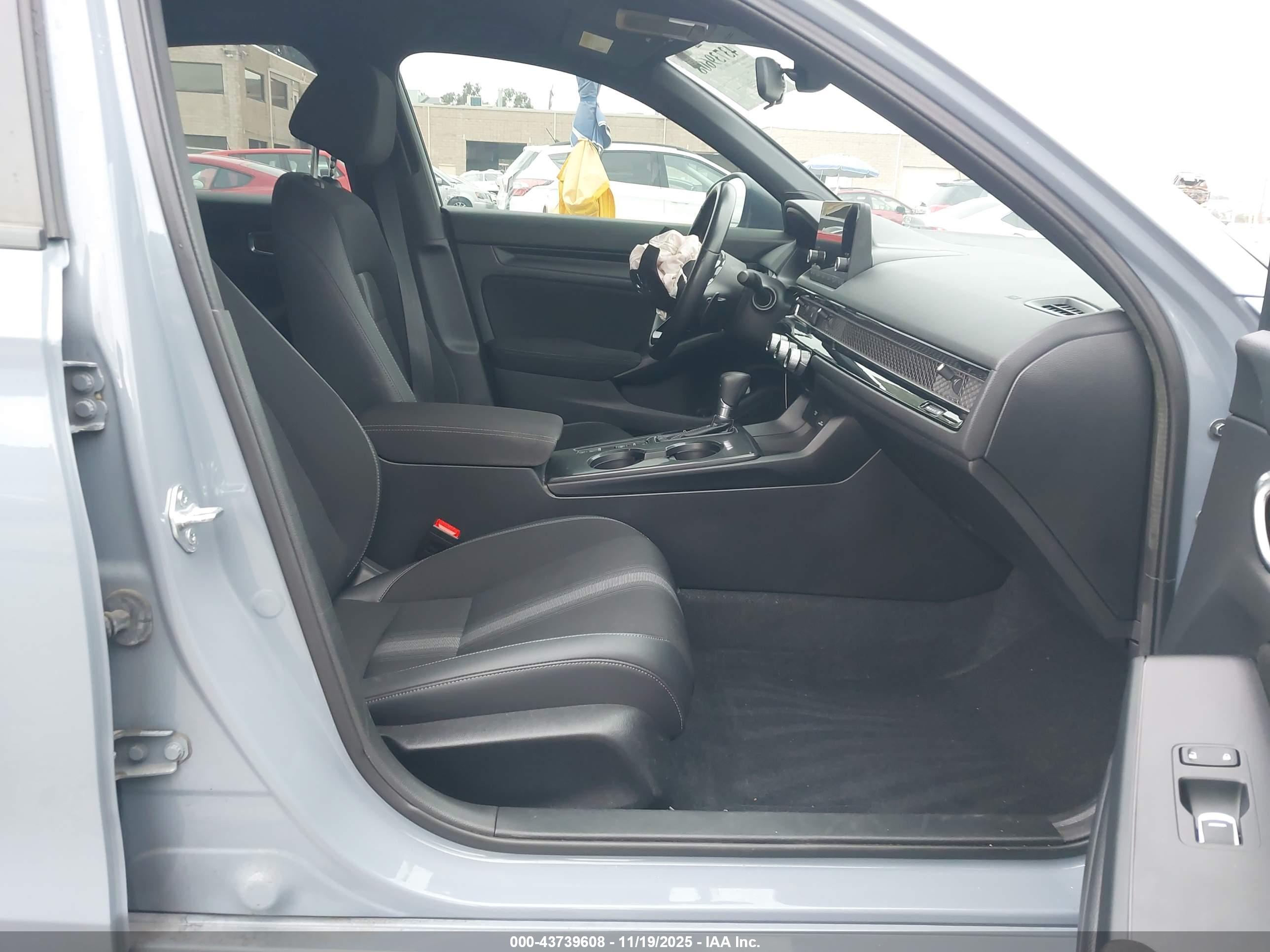 HONDA CIVIC image 5
