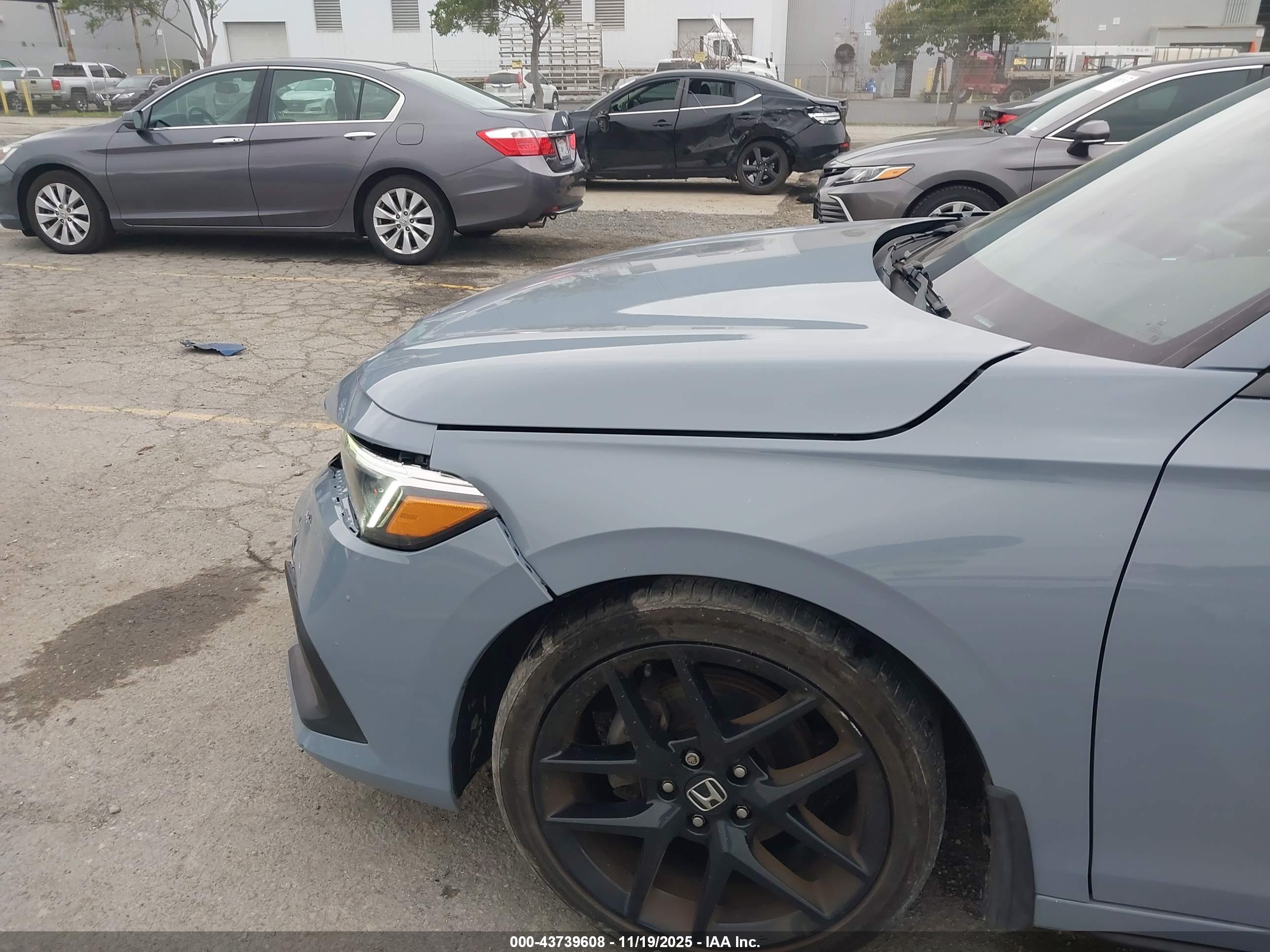 HONDA CIVIC image 6