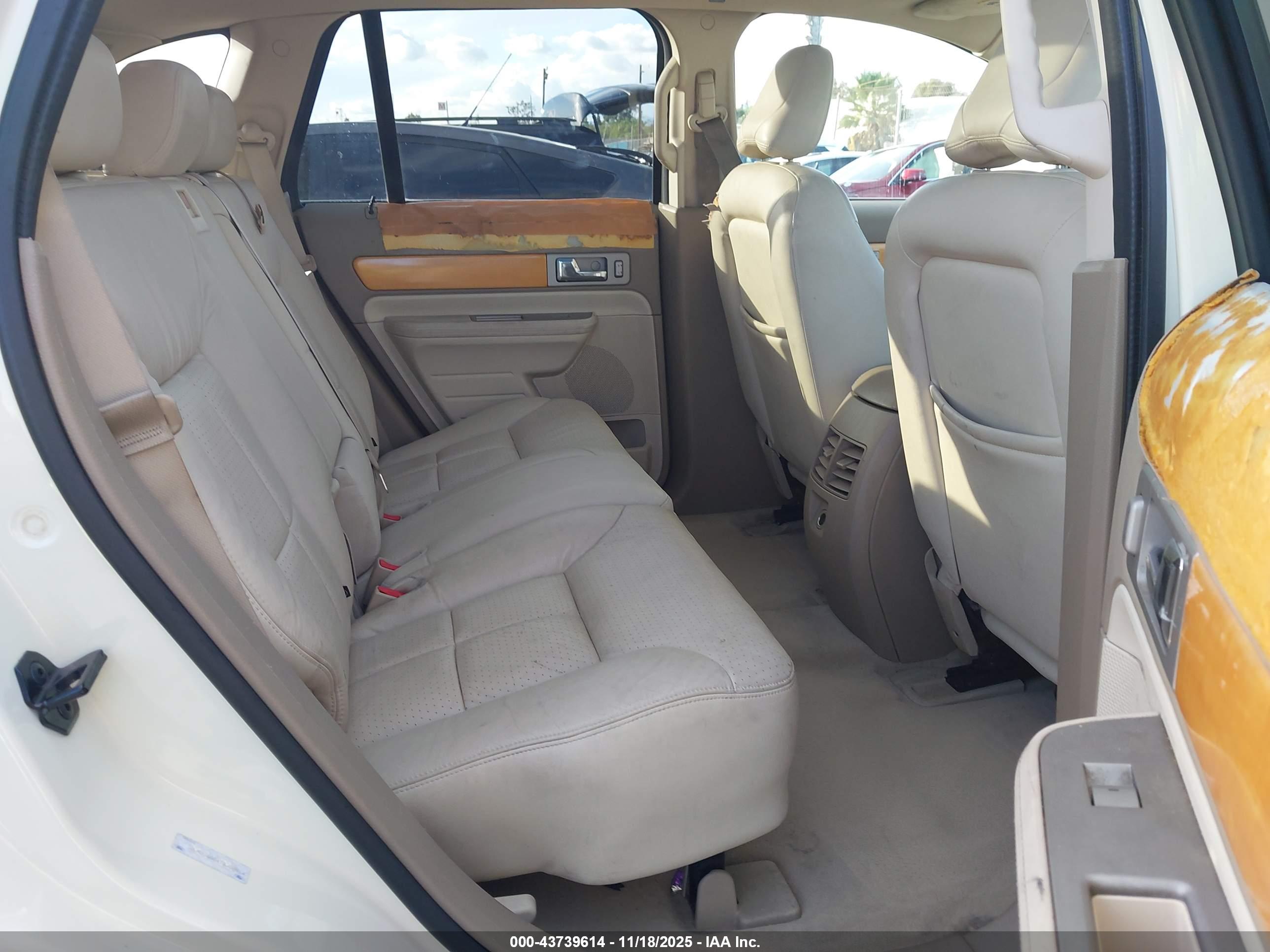 LINCOLN MKX image 8