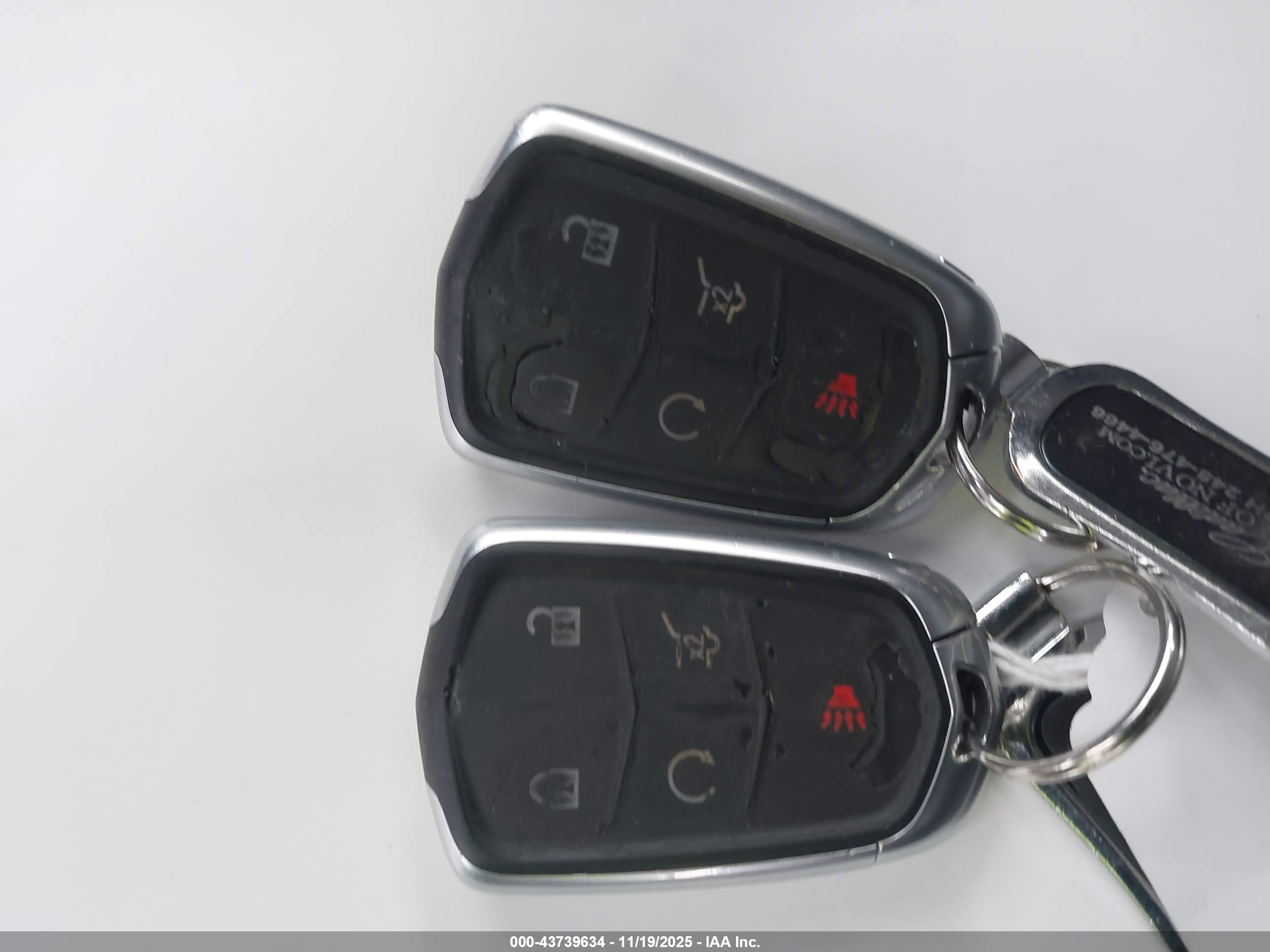 CADILLAC XT5 image 11