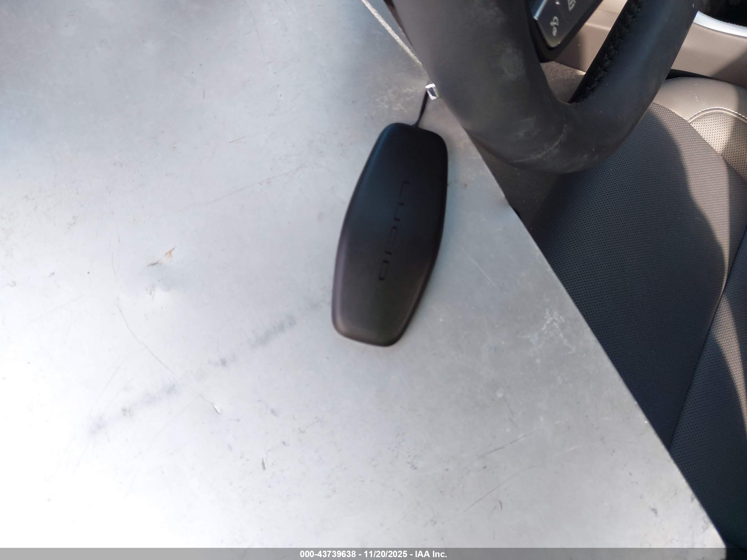 LUCID AIR image 11