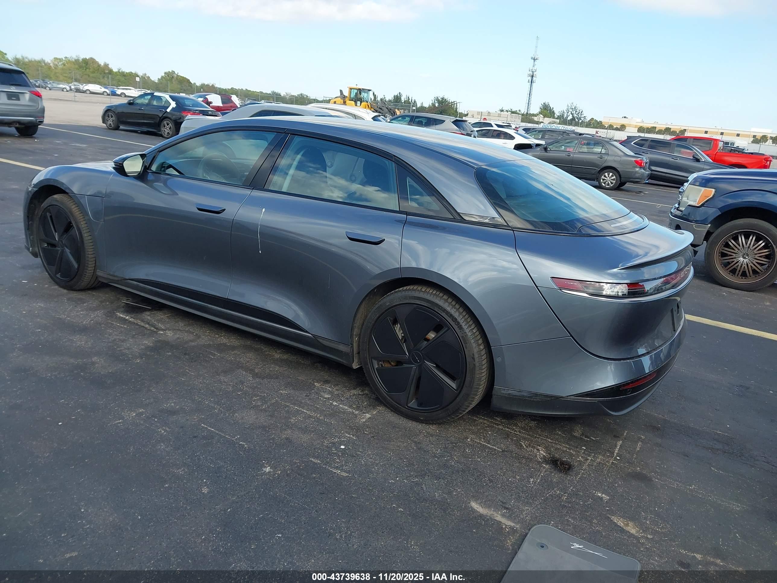LUCID AIR image 3