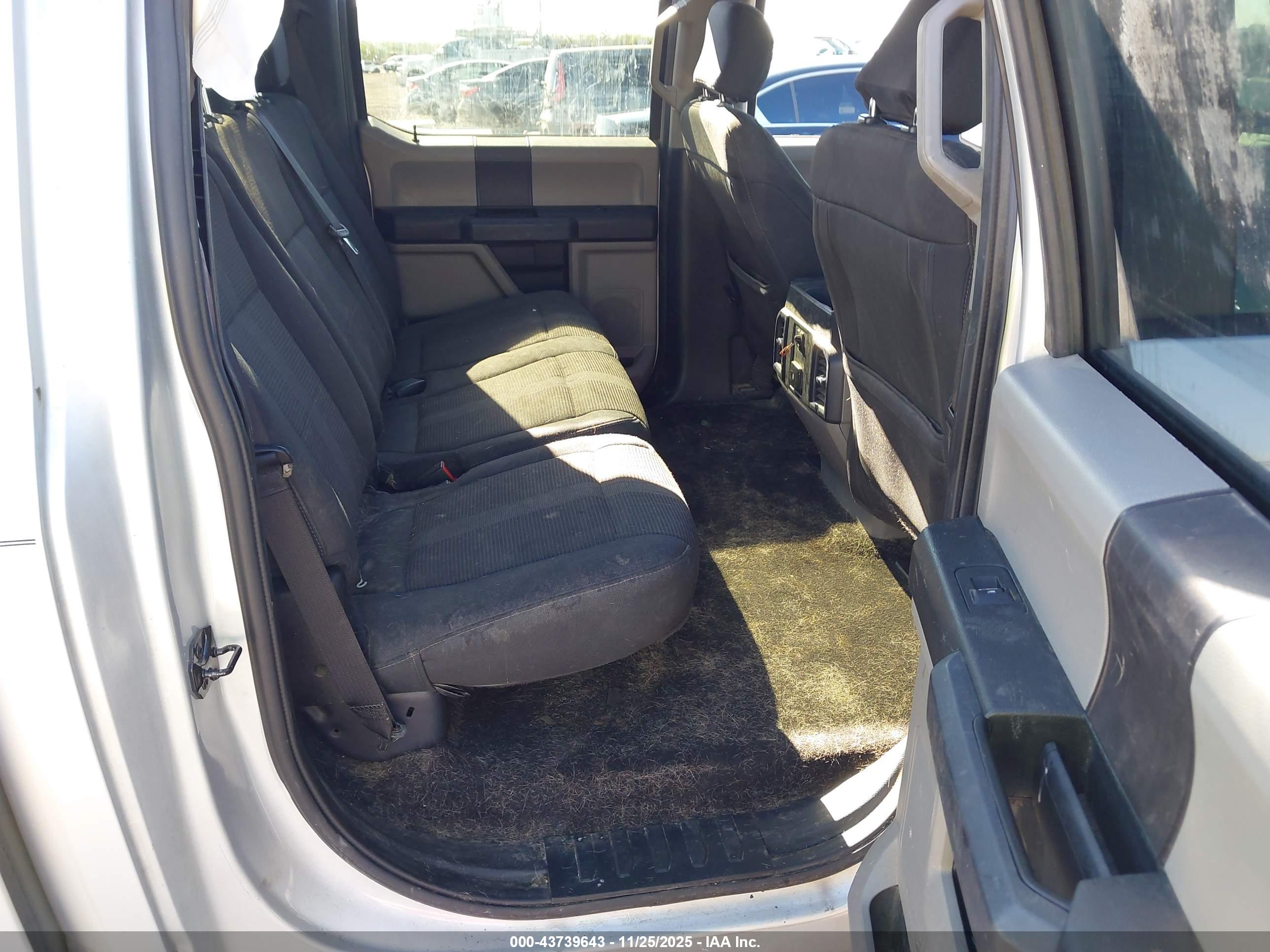 FORD F-150 image 8