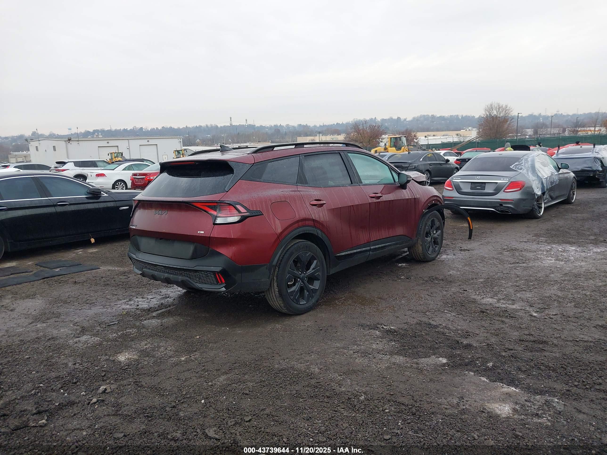 KIA SPORTAGE image 4
