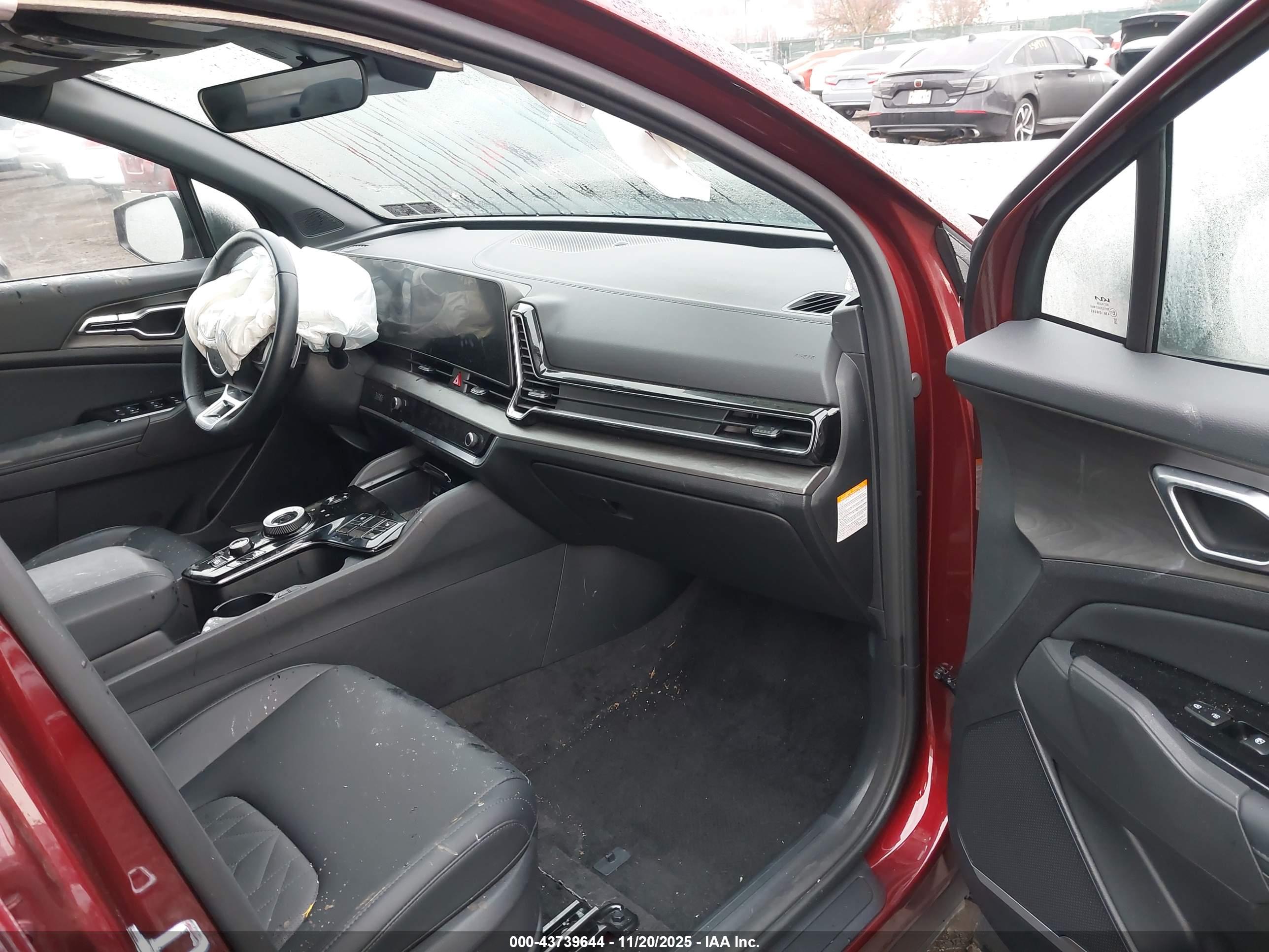 KIA SPORTAGE image 5