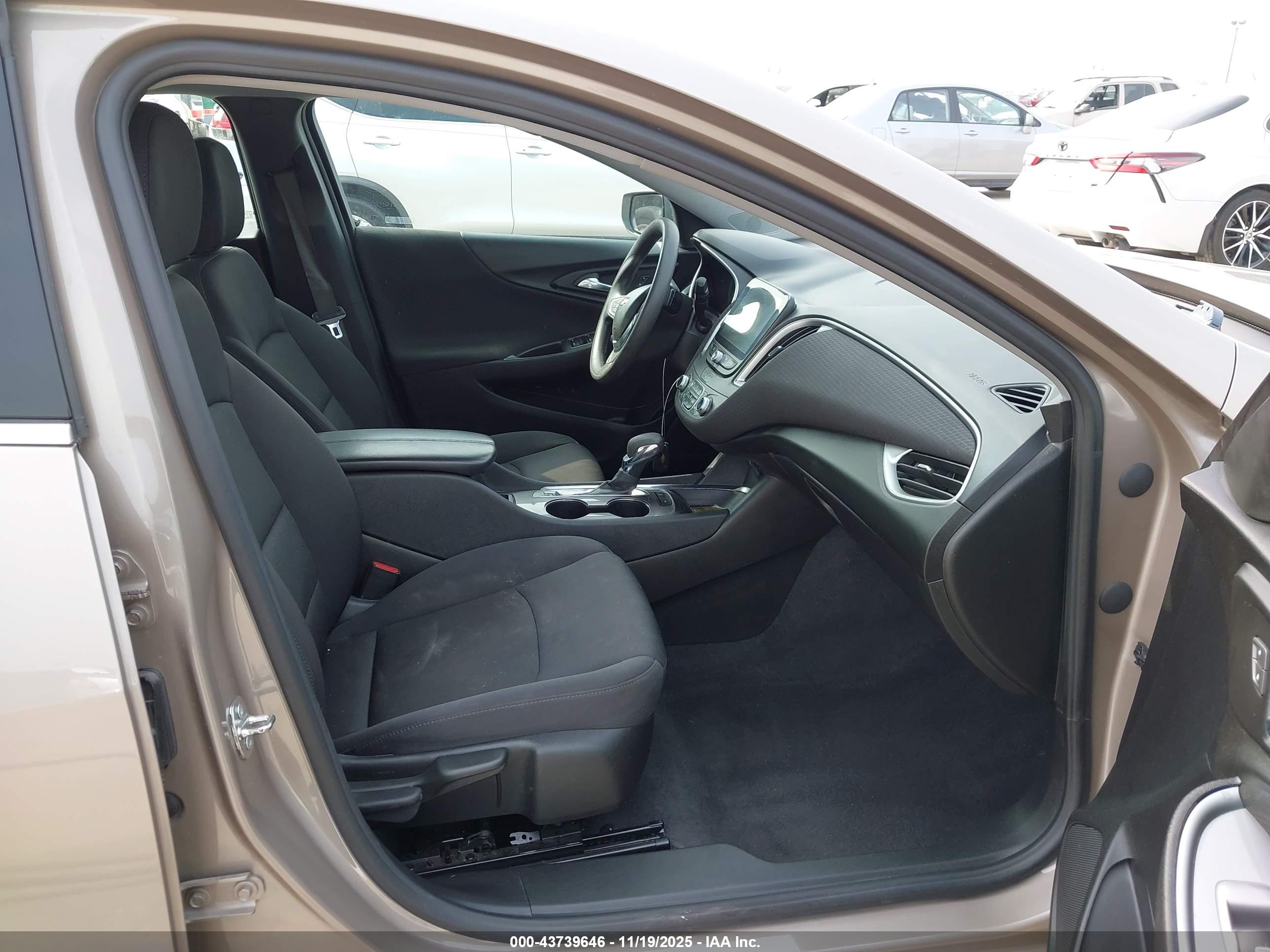 CHEVROLET MALIBU image 5