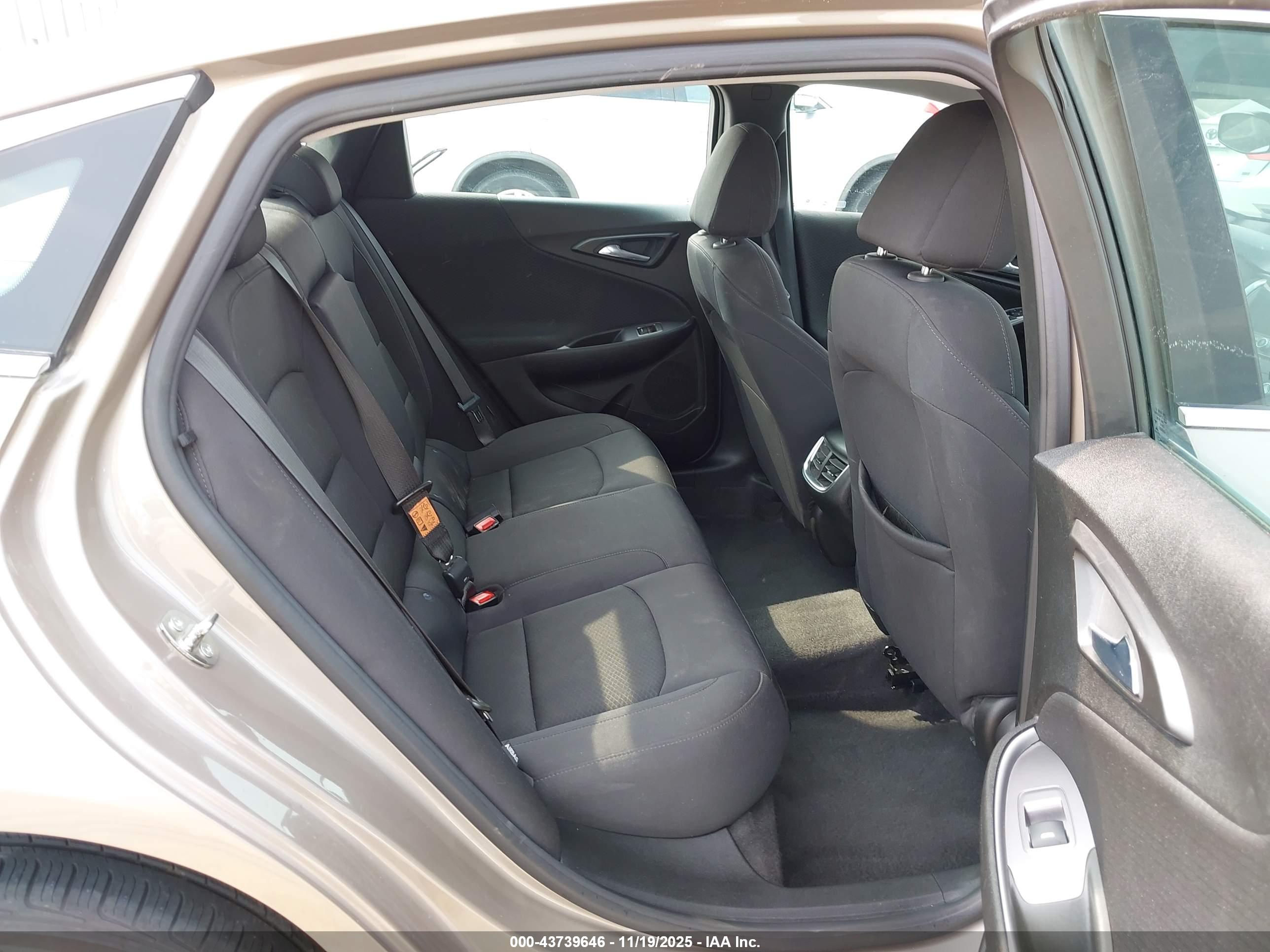 CHEVROLET MALIBU image 8