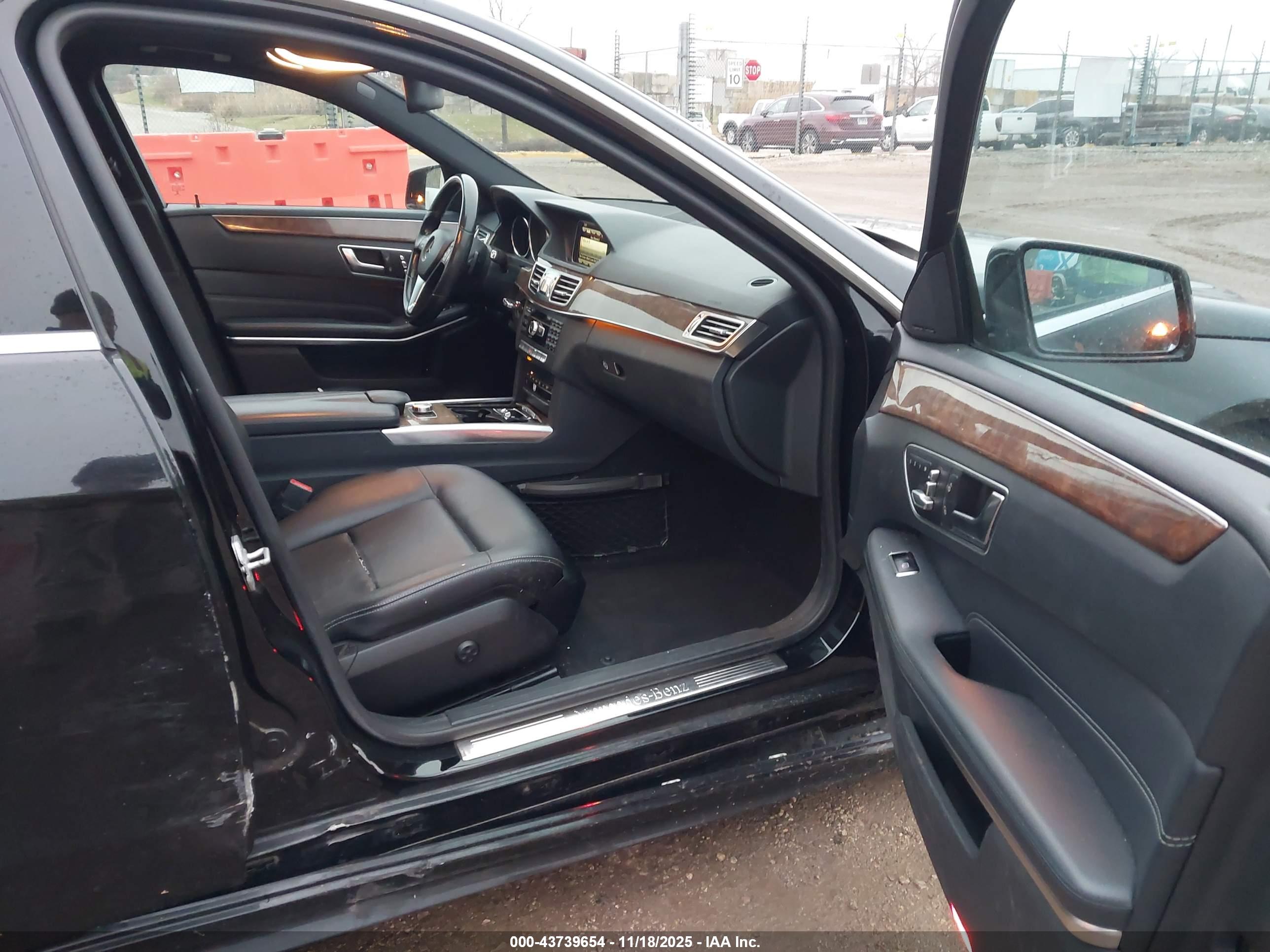 MERCEDES-BENZ E image 5