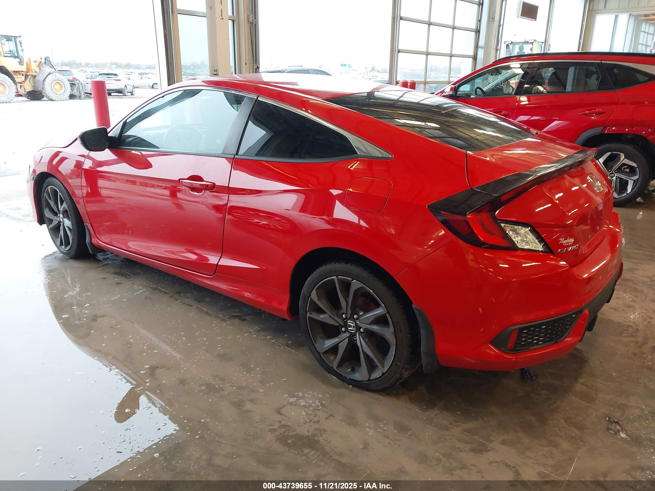 HONDA CIVIC image 3