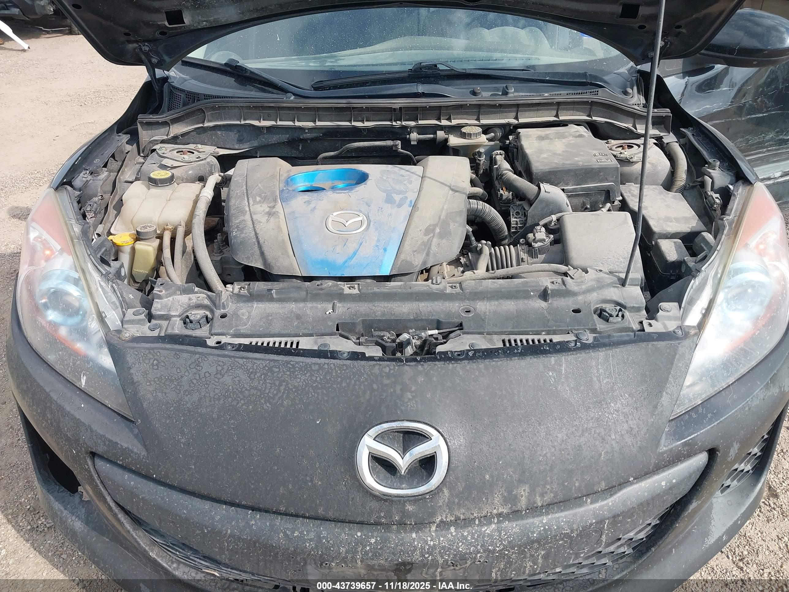 MAZDA MAZDA3 image 10