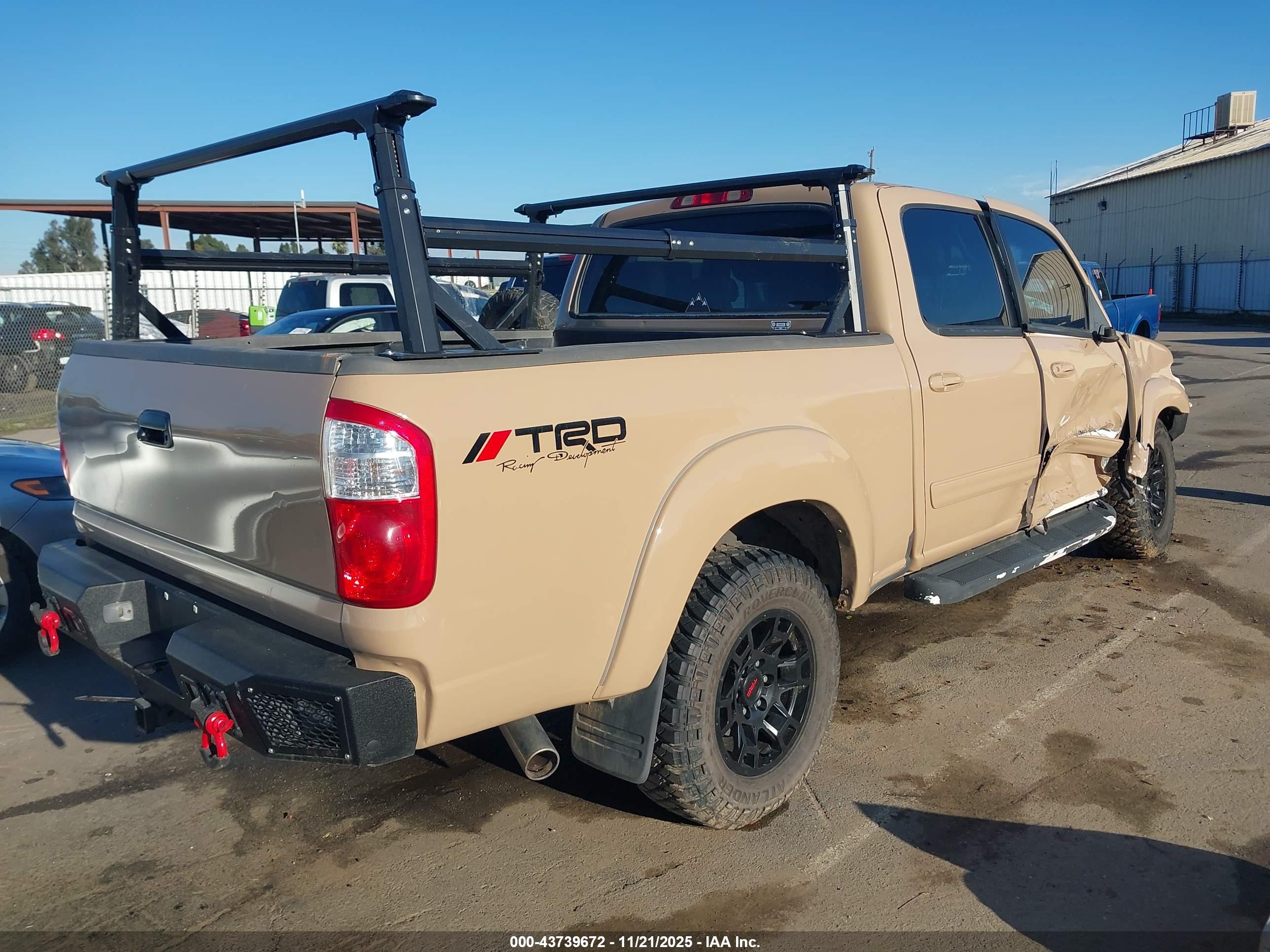 TOYOTA TUNDRA image 4