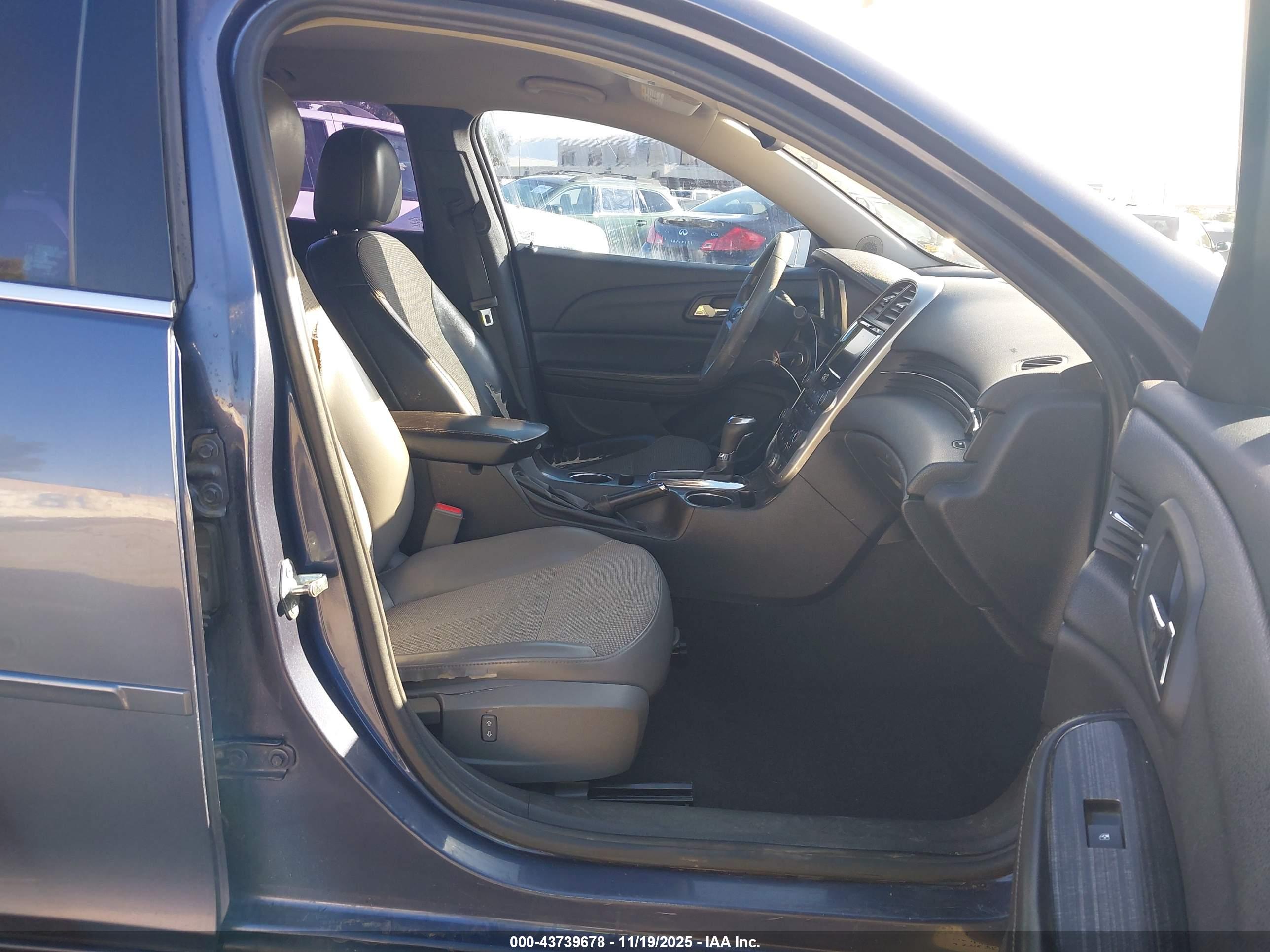 CHEVROLET MALIBU image 5
