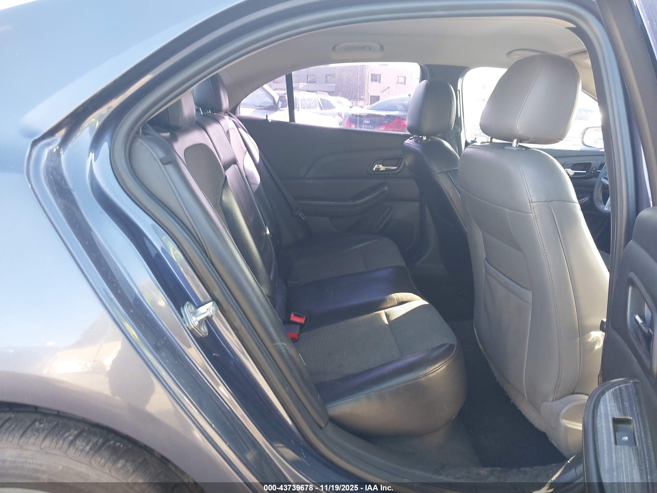 CHEVROLET MALIBU image 8