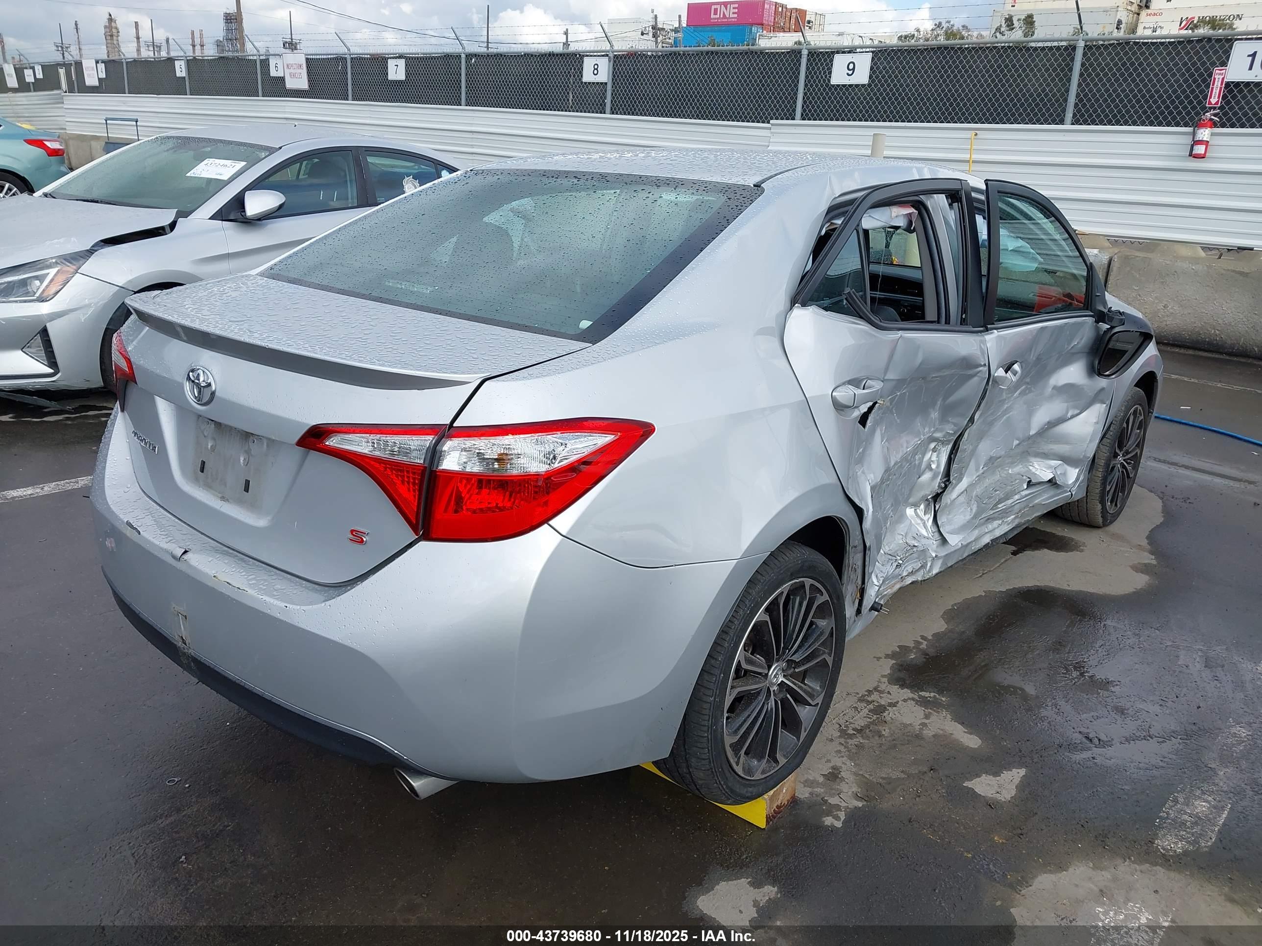 TOYOTA COROLLA image 4