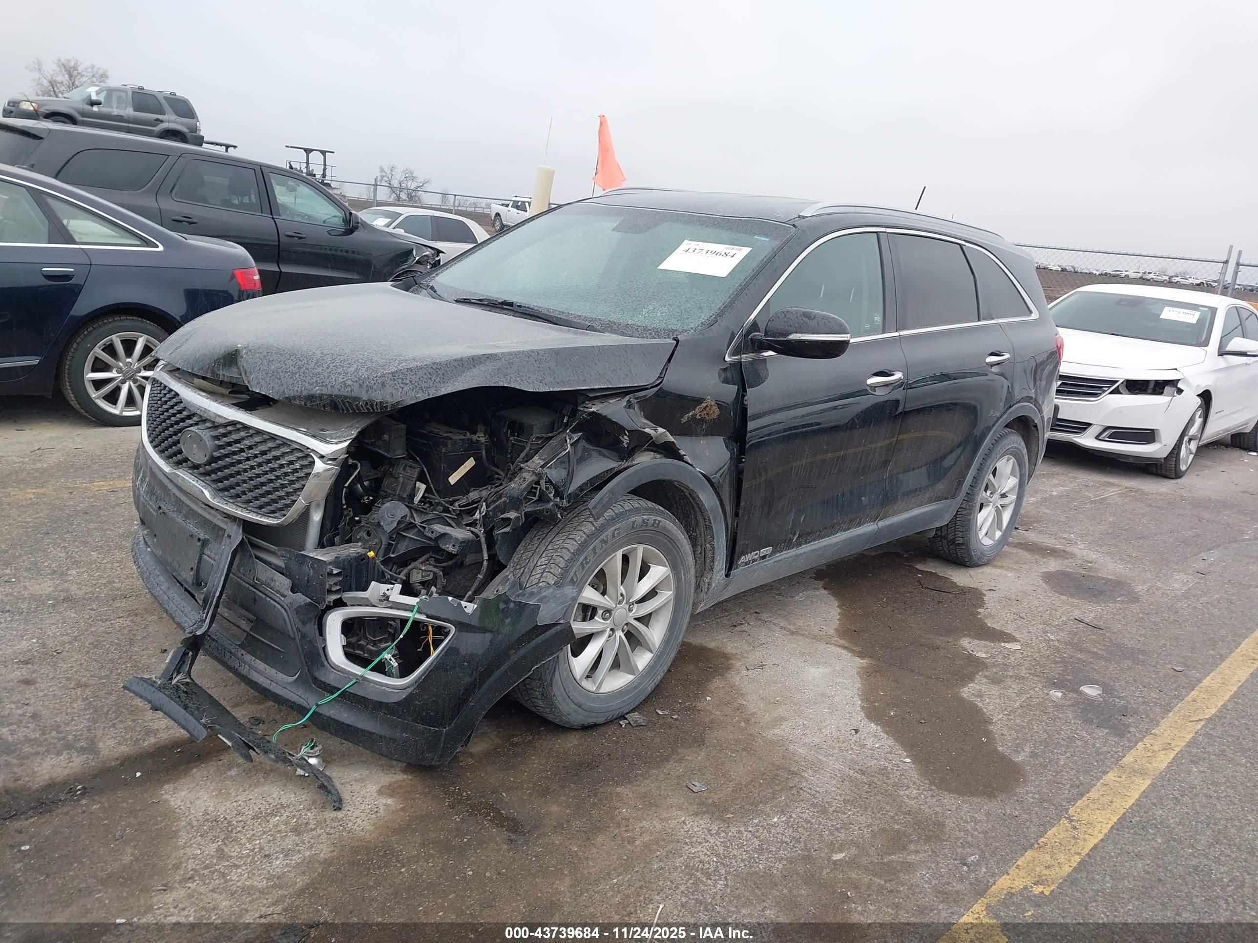 KIA SORENTO image 2