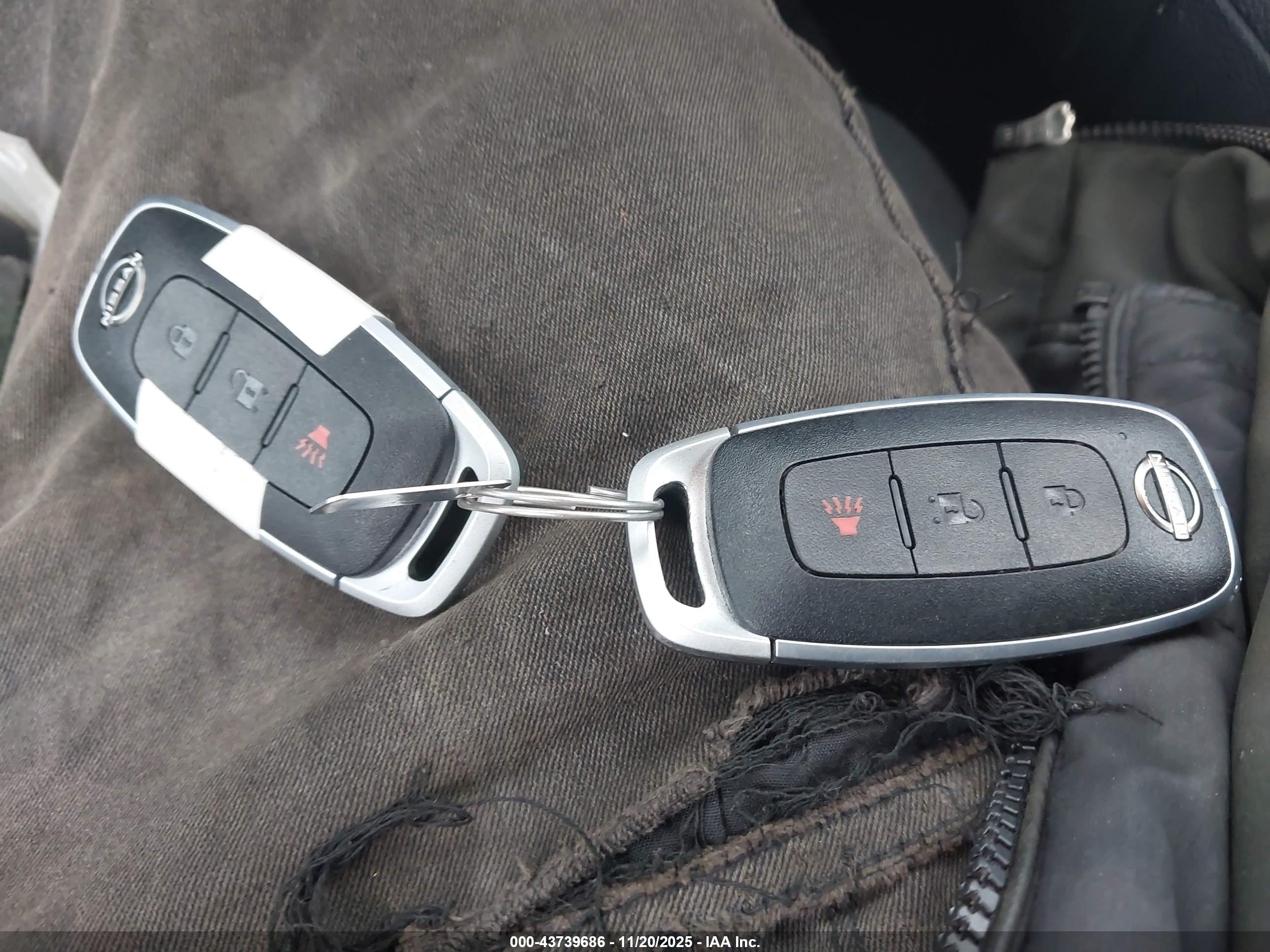 NISSAN KICKS image 11