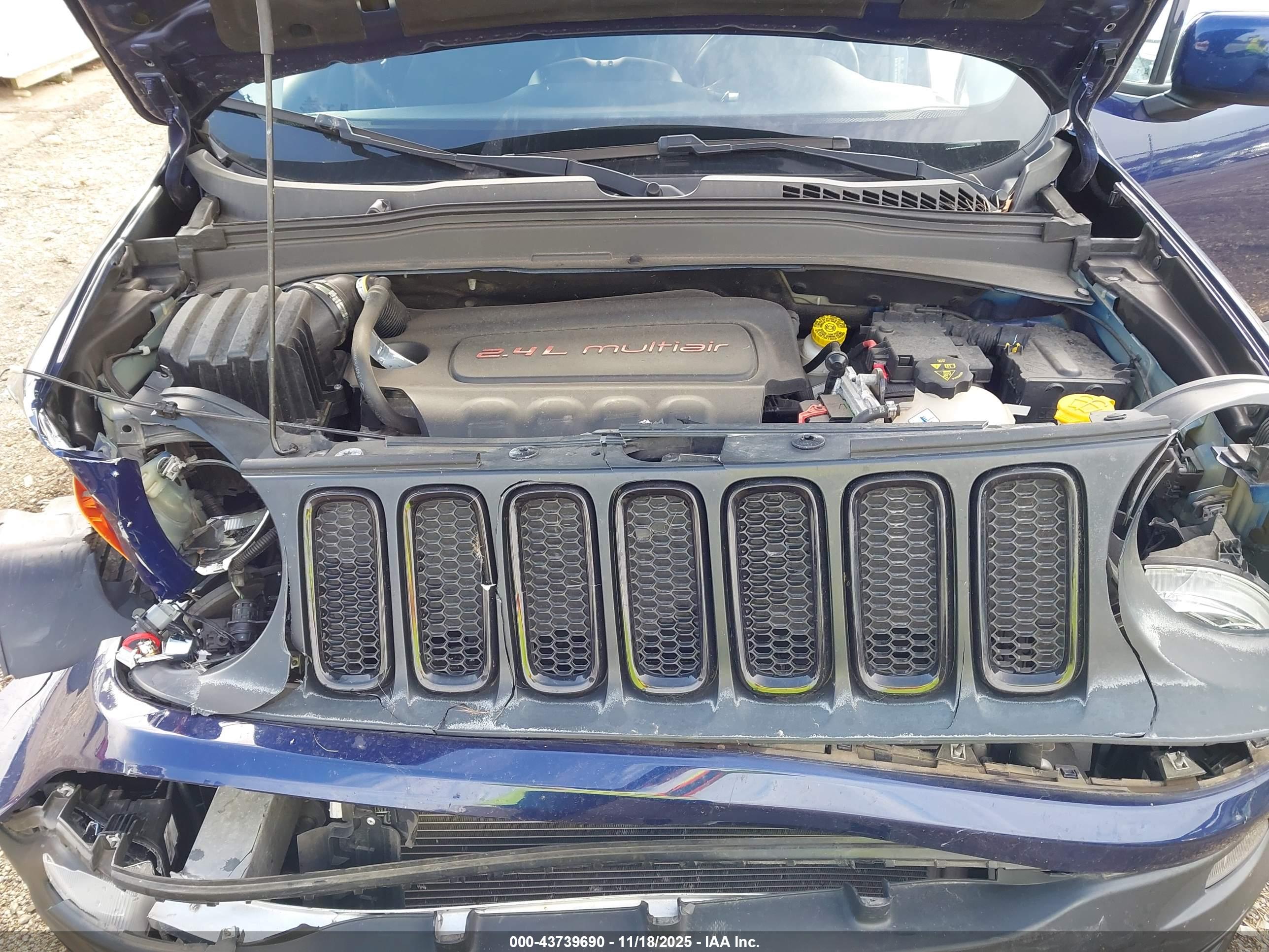 JEEP RENEGADE image 10