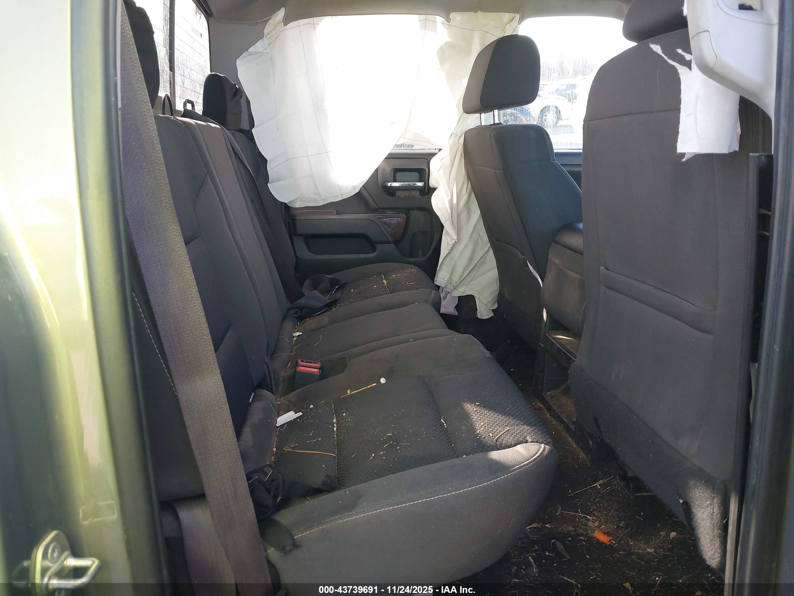 GMC SIERRA image 8