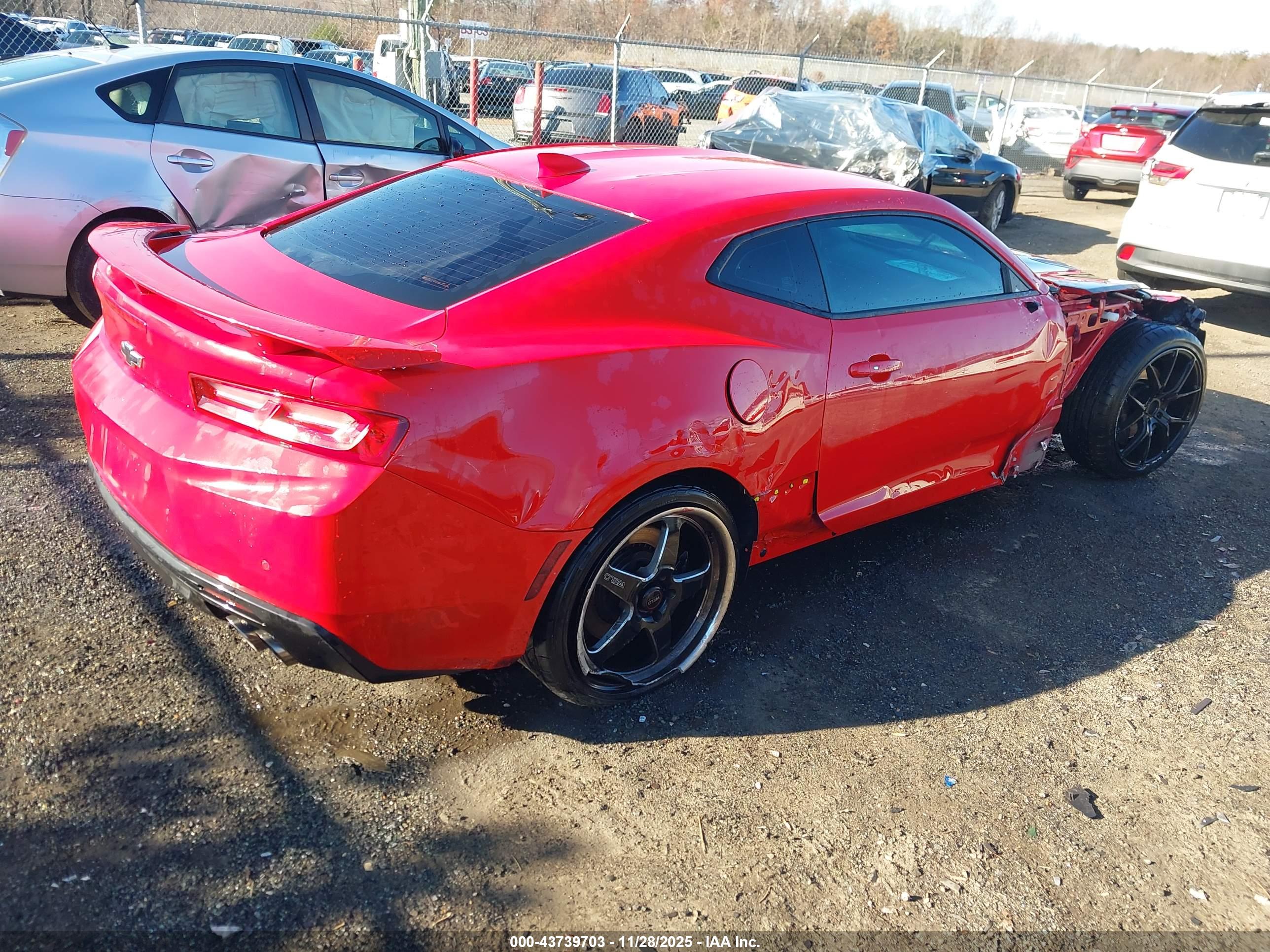 CHEVROLET CAMARO image 4